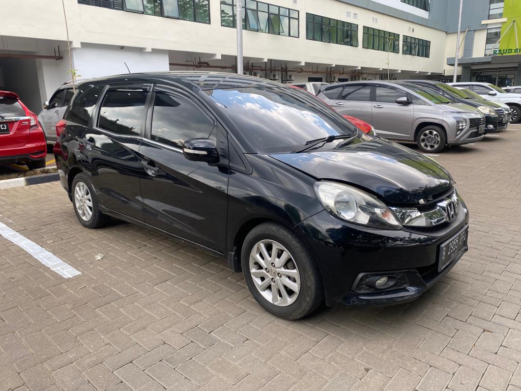 2014 Honda Mobilio E 1.5L AT 2014 Honda Mobilio E 1.5L AT