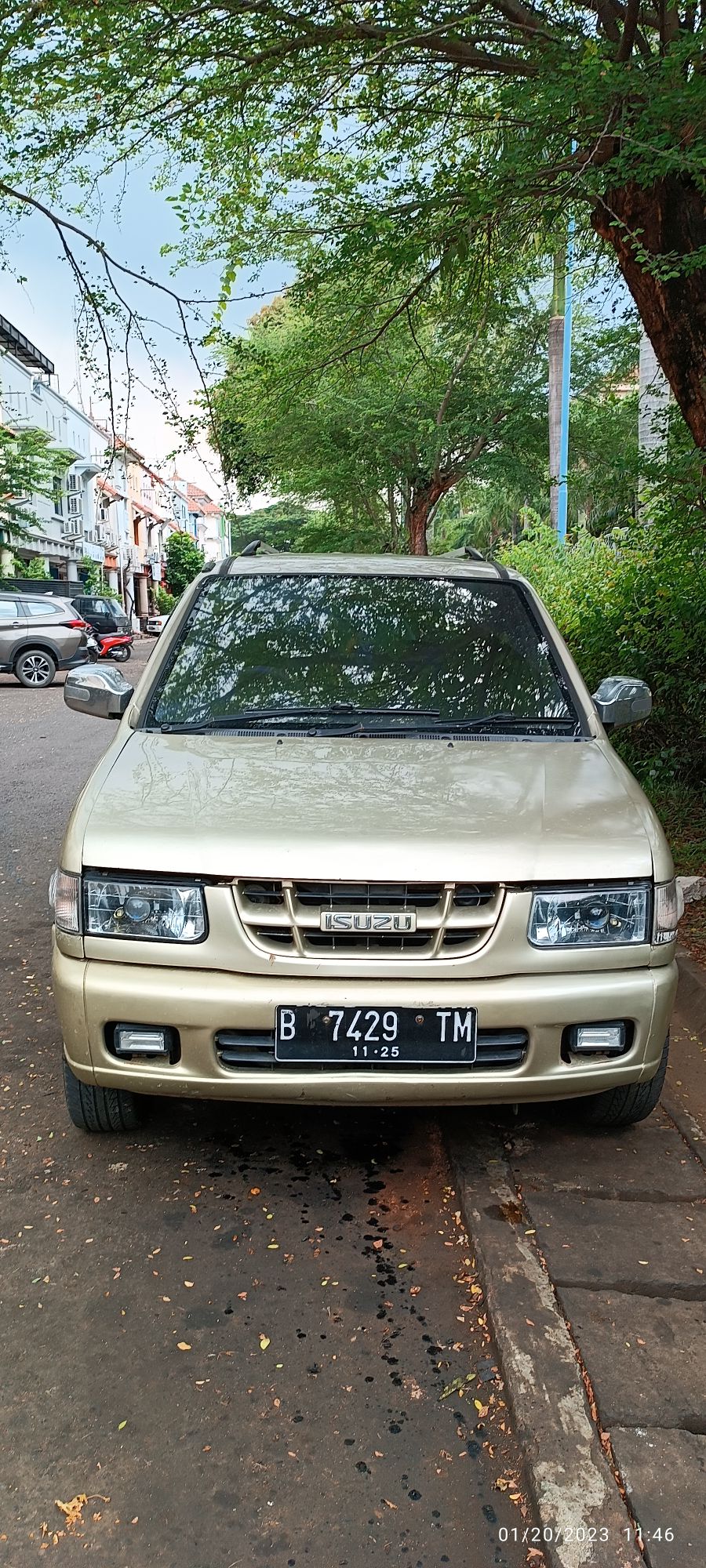 Second Hand 2000 Isuzu Panther Second Hand 2000 Isuzu Panther