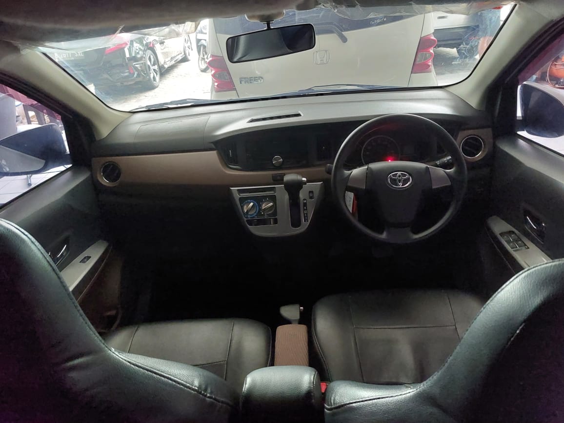 2016 Toyota Calya  G AT 2016 Toyota Calya  G AT
