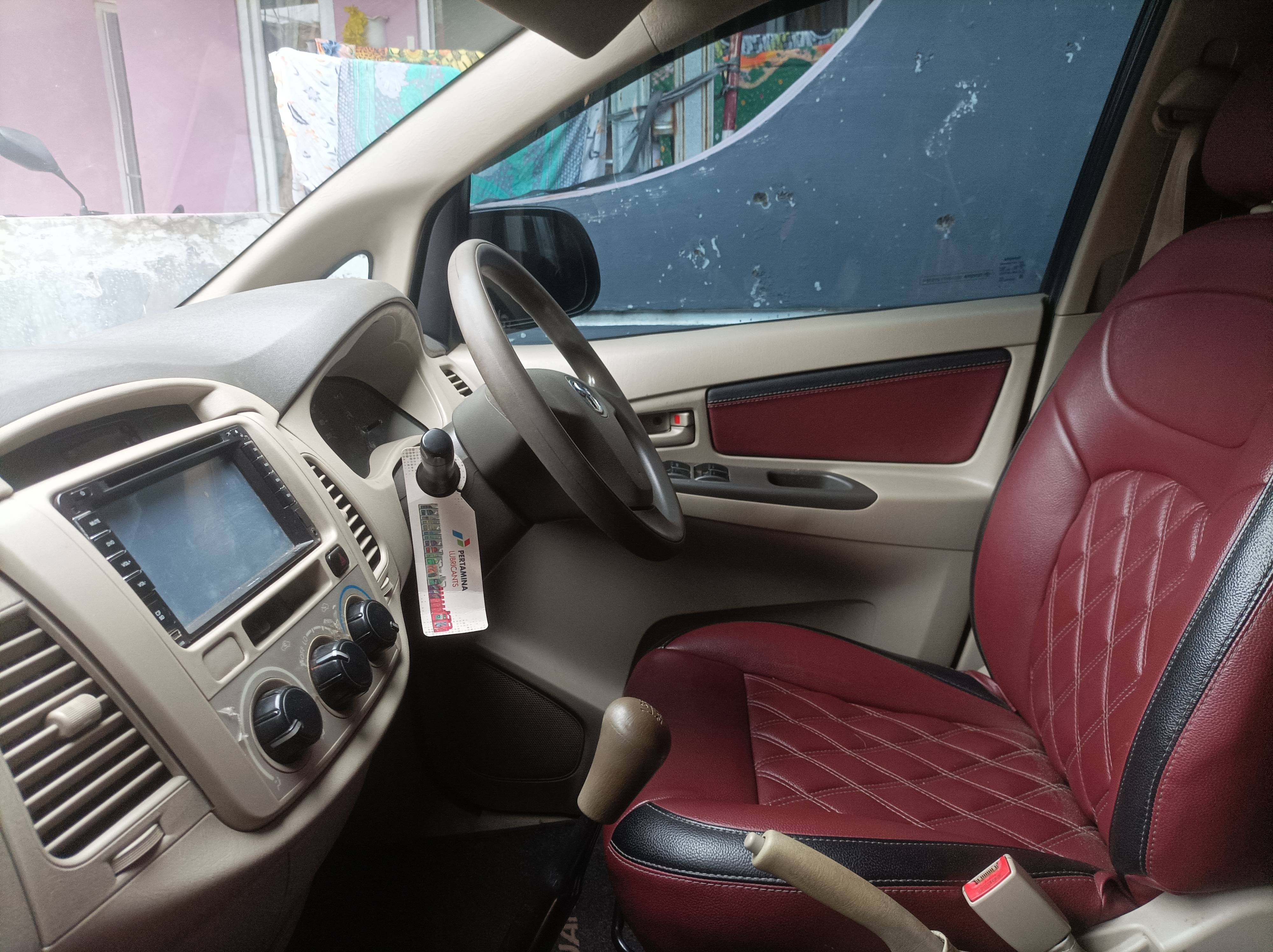 2011 Toyota Kijang Innova 2011 Toyota Kijang Innova