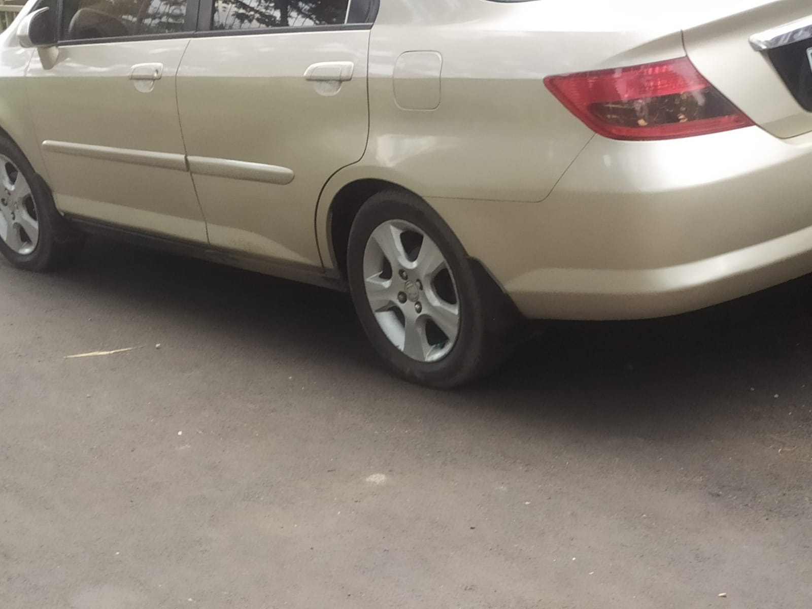 2004 Honda City  1.5 VTI AT 2004 Honda City  1.5 VTI AT