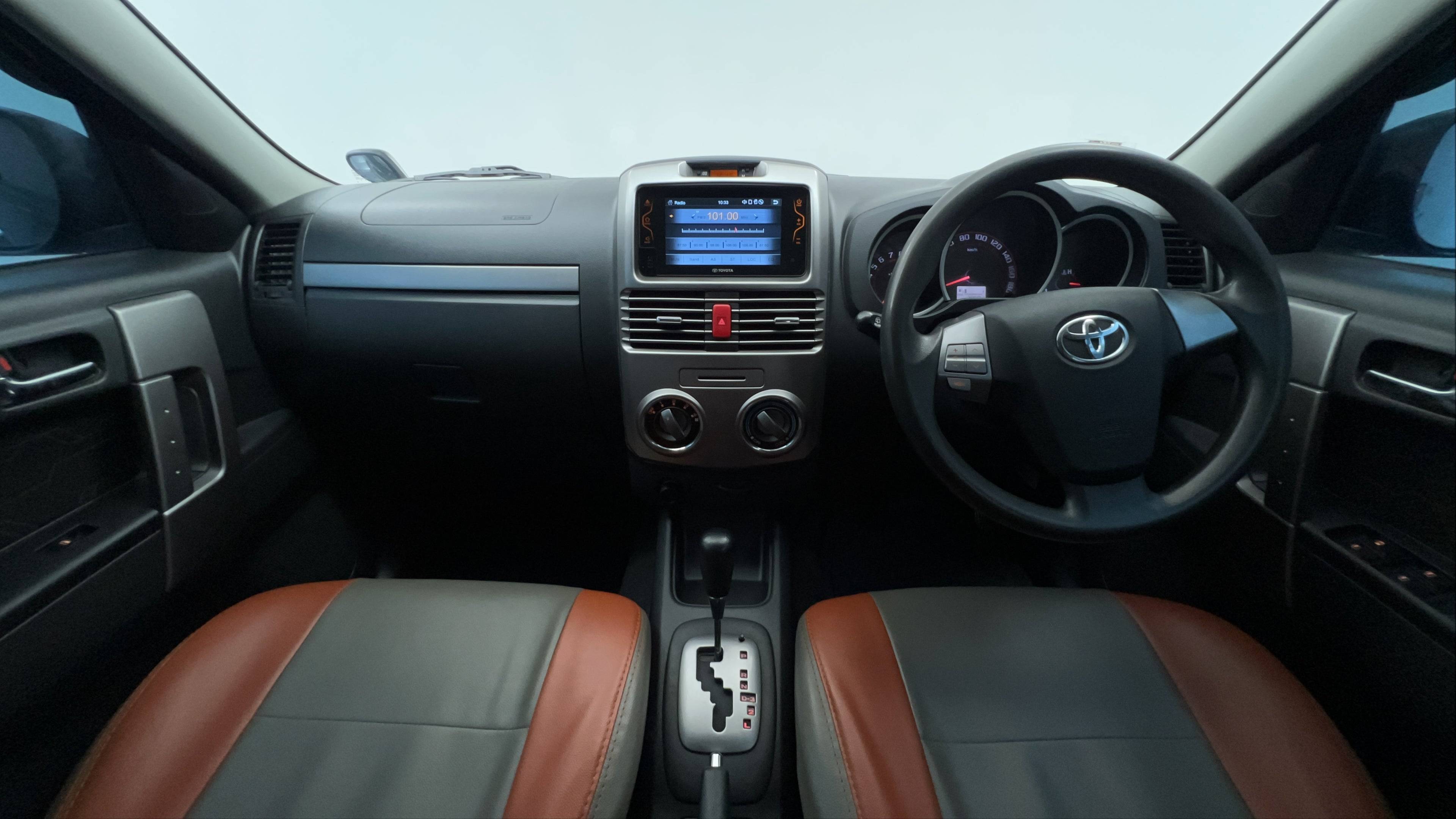 Dijual 2016 Toyota Rush  1.5 AT 1.5 AT Bekas