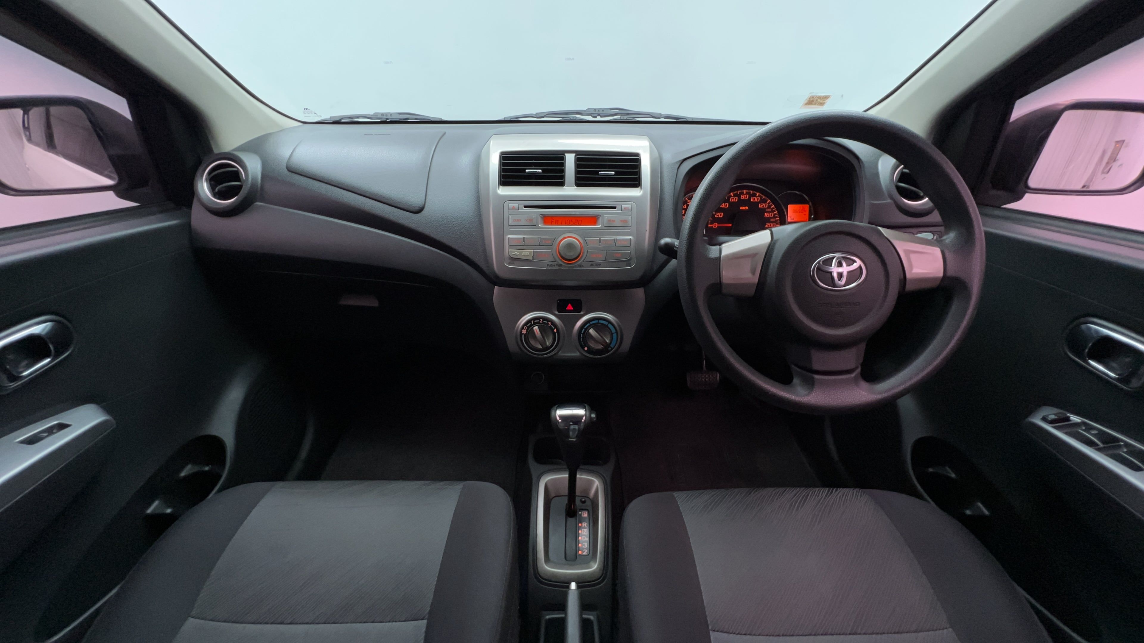 Dijual 2014 Toyota Agya G TRD 1.0L AT G TRD 1.0L AT Bekas