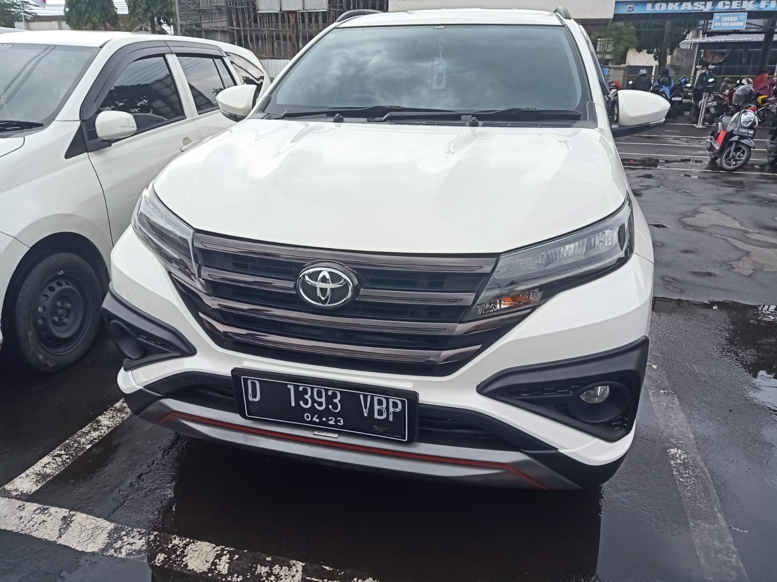 2018 Toyota Rush  1.5 S M/T TRD SPORTIVO DRESS UP 2018 Toyota Rush  1.5 S M/T TRD SPORTIVO DRESS UP