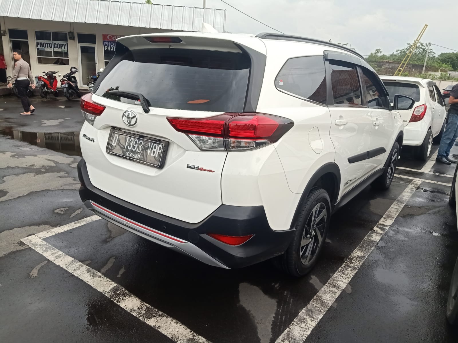 2018 Toyota Rush  1.5 S M/T TRD SPORTIVO DRESS UP 2018 Toyota Rush  1.5 S M/T TRD SPORTIVO DRESS UP
