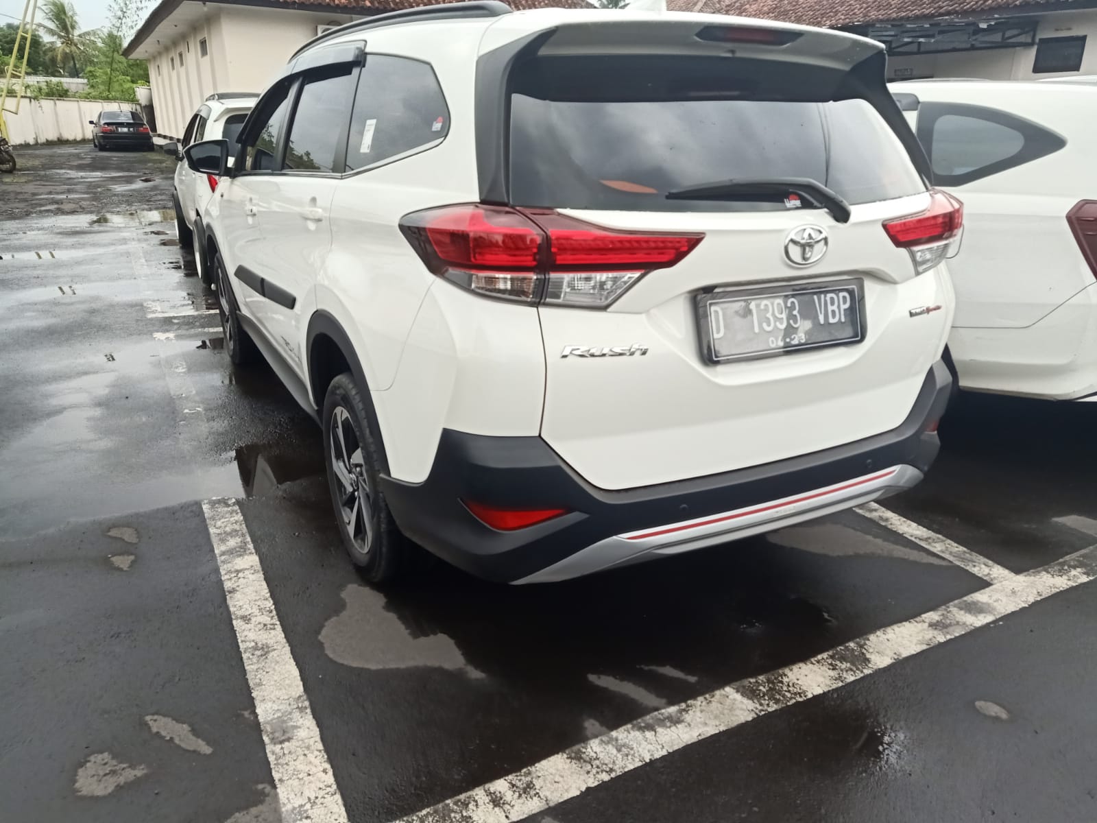 2018 Toyota Rush  1.5 S M/T TRD SPORTIVO DRESS UP 2018 Toyota Rush  1.5 S M/T TRD SPORTIVO DRESS UP