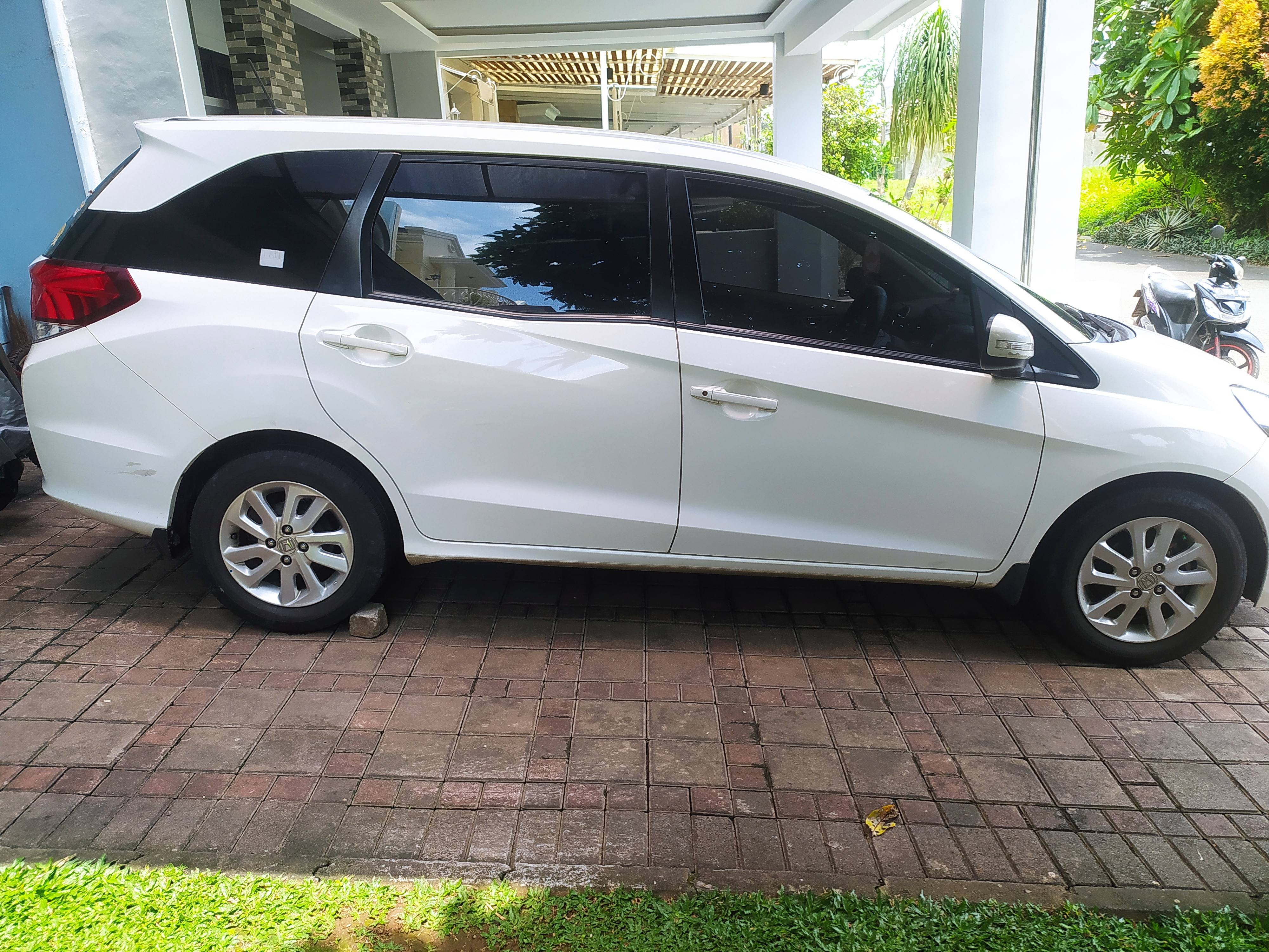 2014 Honda Mobilio Bekas 2014 Honda Mobilio Bekas