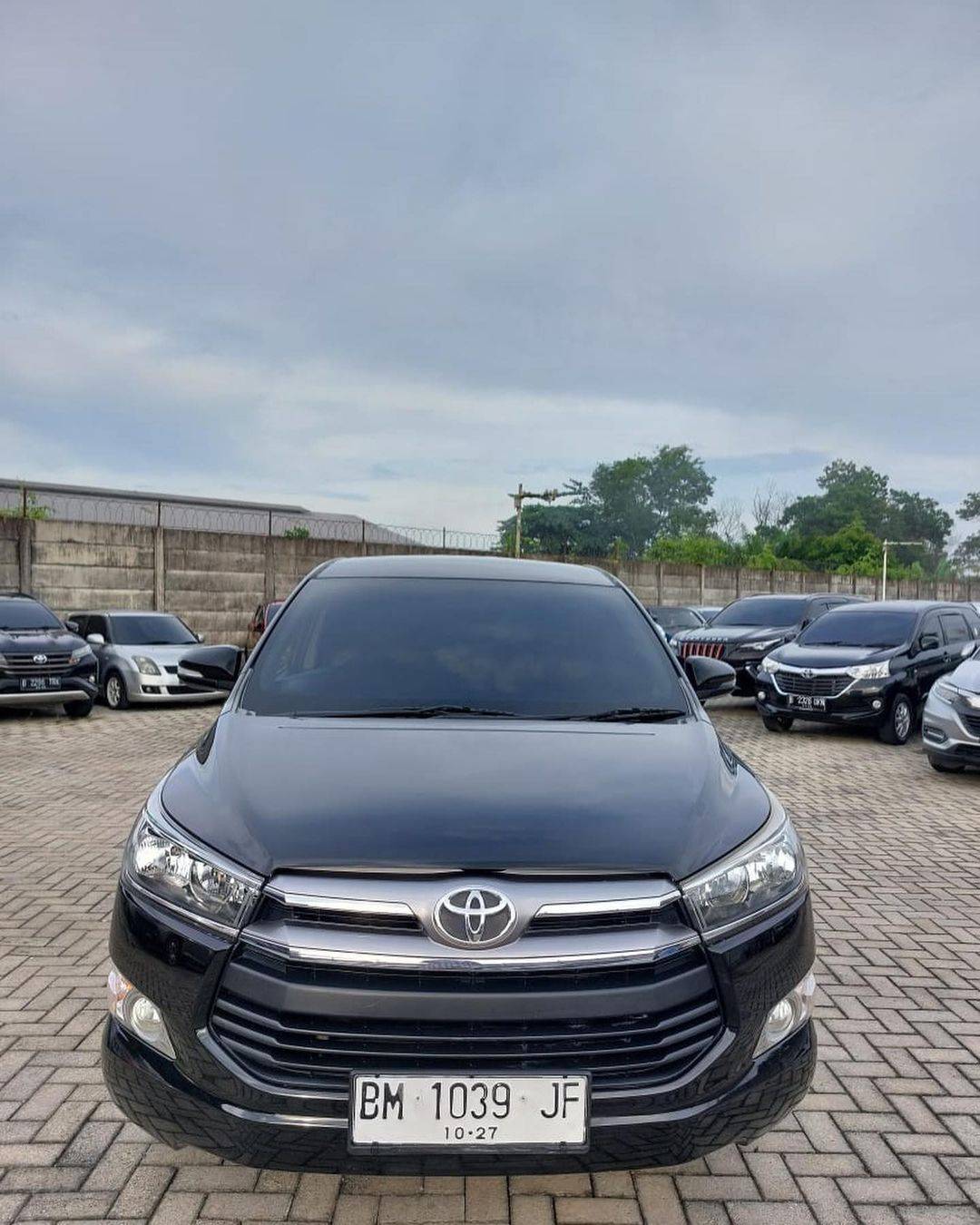 2017 Toyota Kijang Innova 2017 Toyota Kijang Innova