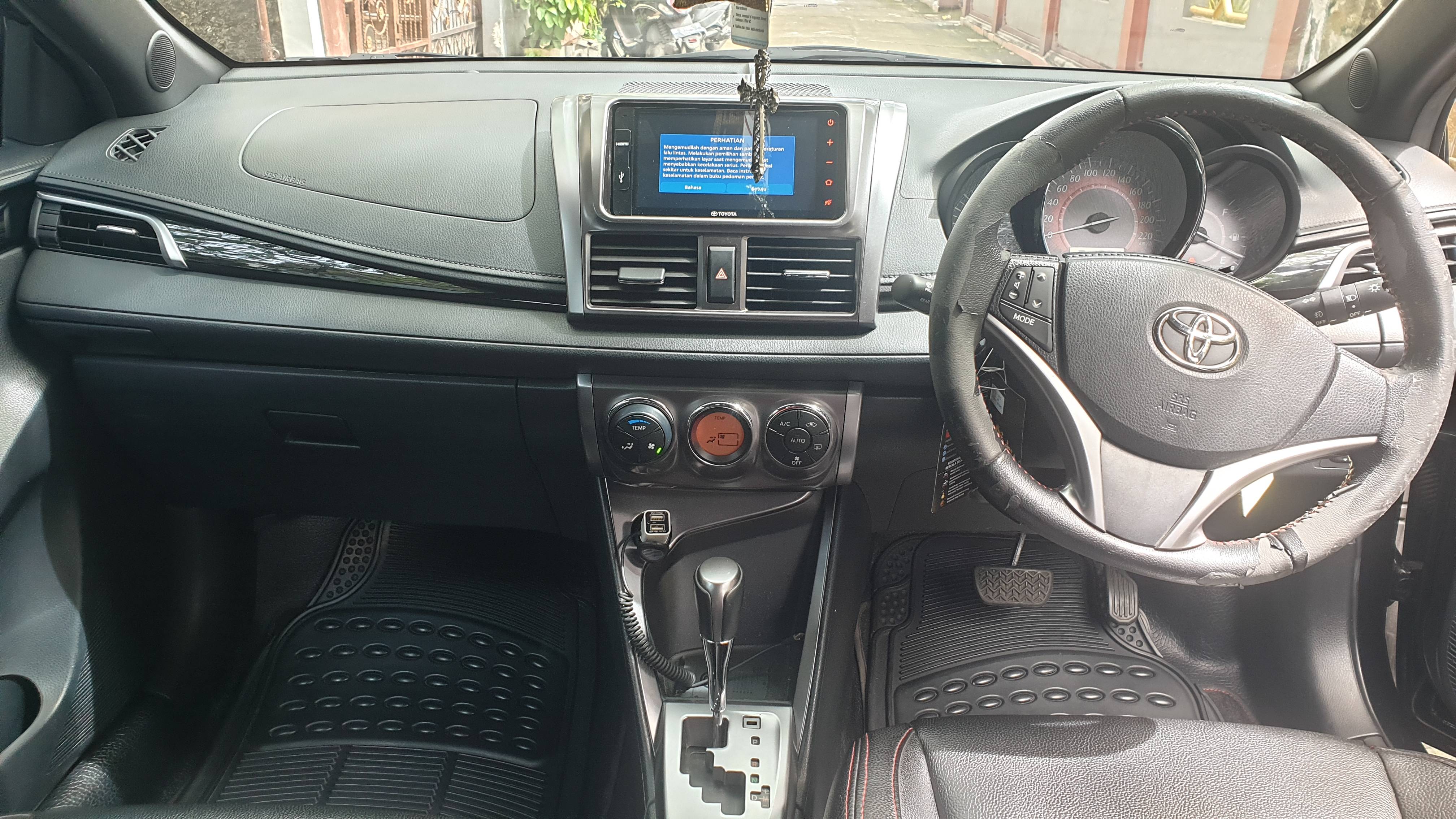 2017 Toyota Yaris 2017 Toyota Yaris