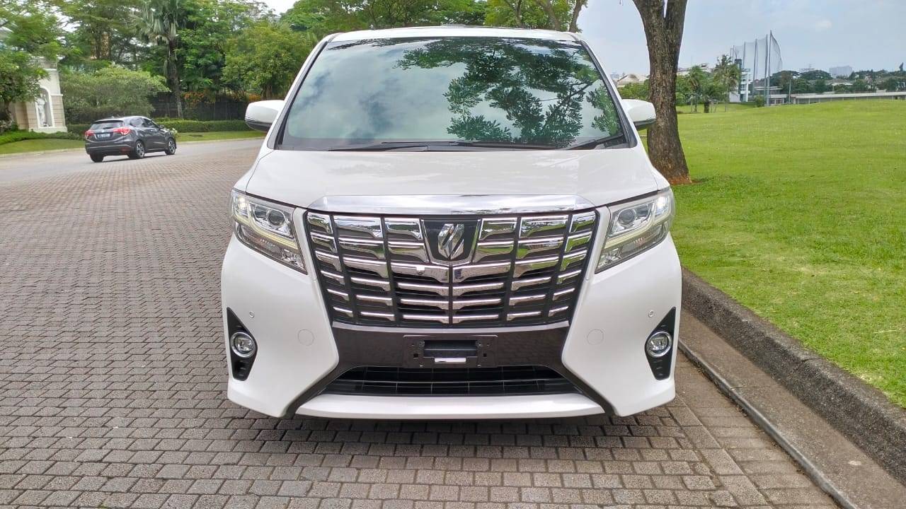Second Hand 2016 Toyota Alphard Second Hand 2016 Toyota Alphard