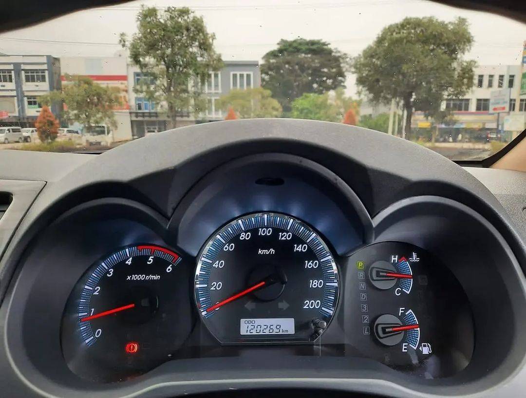 2013 Toyota Fortuner 2013 Toyota Fortuner