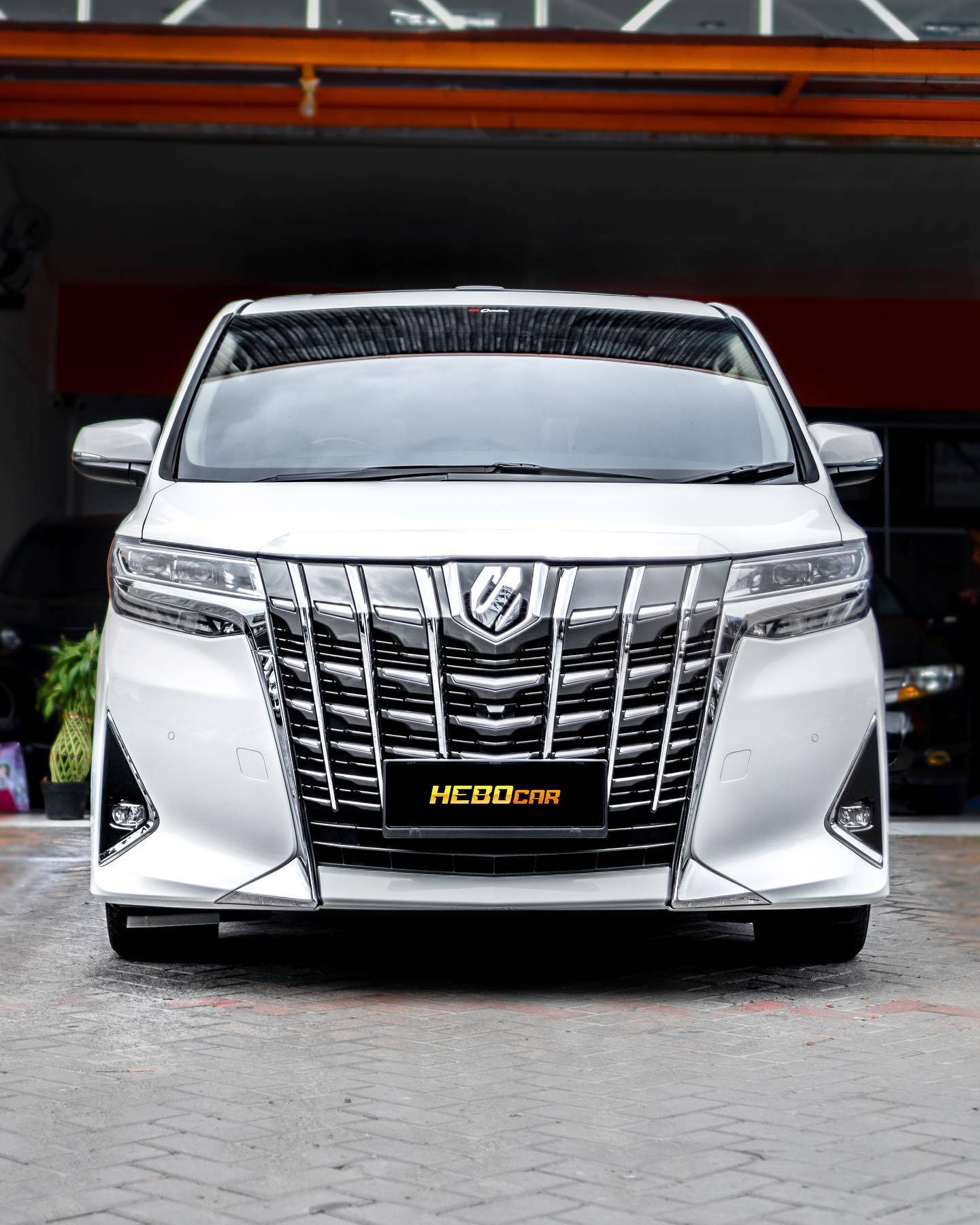 Second Hand 2019 Toyota Alphard Second Hand 2019 Toyota Alphard