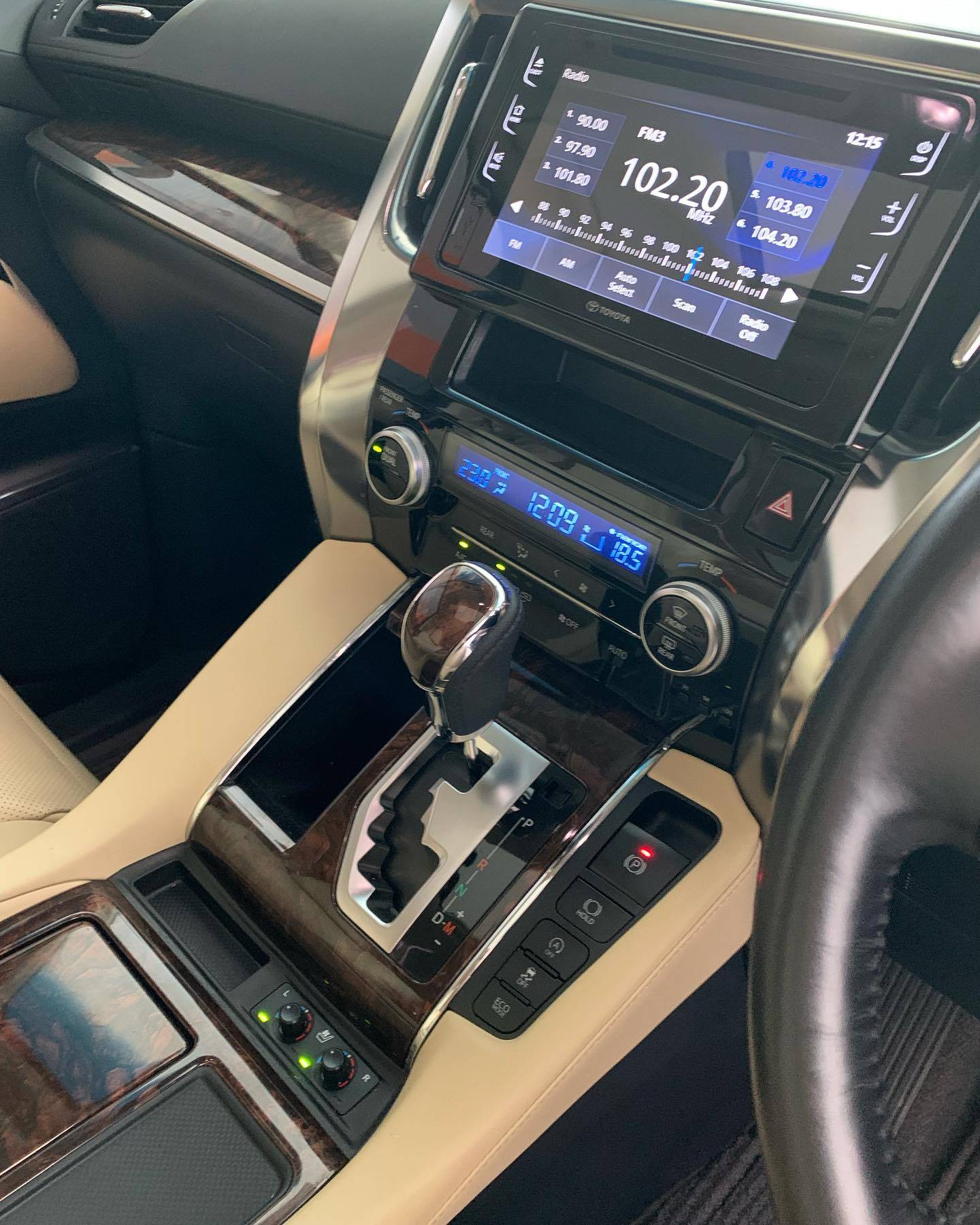 2019 Toyota Alphard 2019 Toyota Alphard