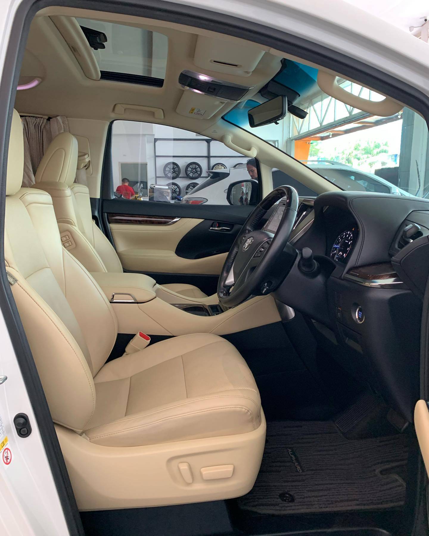 2019 Toyota Alphard 2019 Toyota Alphard