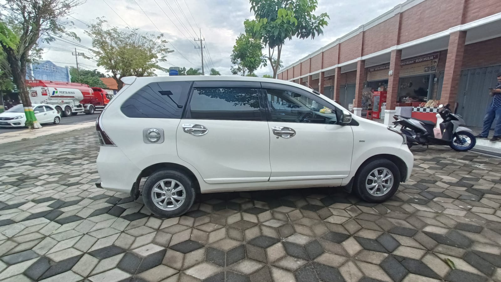 2014 Toyota Avanza 1.3G MT 2014 Toyota Avanza 1.3G MT