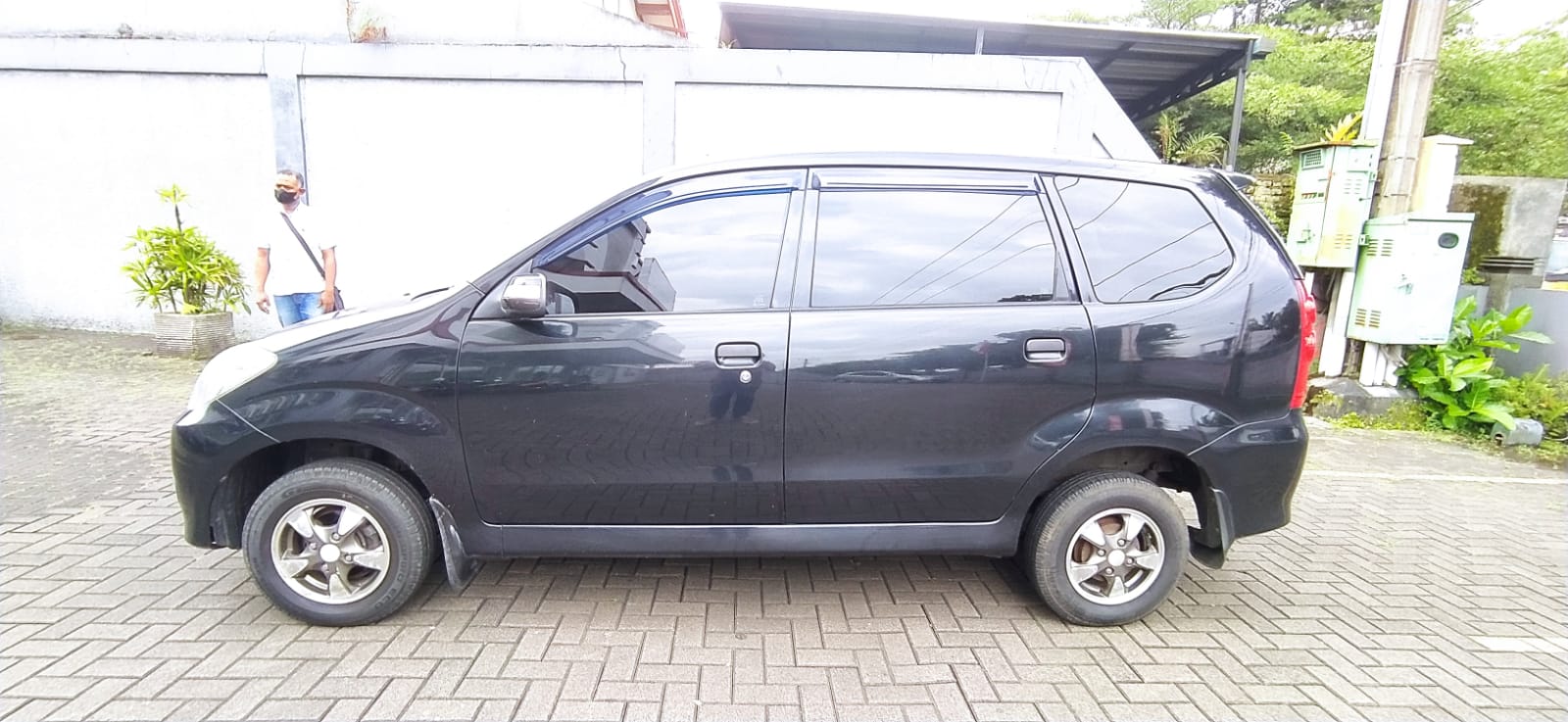 2008 Daihatsu Xenia  Li Deluxe 2008 Daihatsu Xenia  Li Deluxe