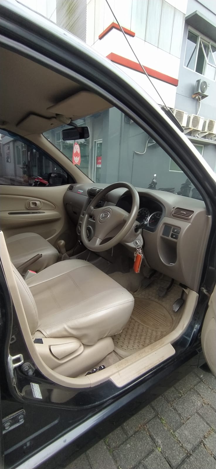 2008 Daihatsu Xenia  Li Deluxe 2008 Daihatsu Xenia  Li Deluxe