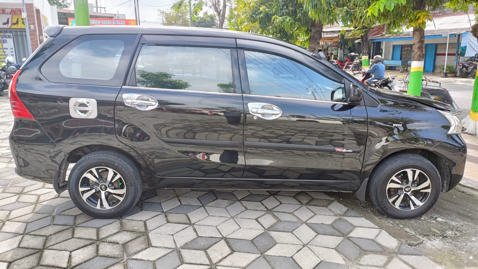 2016 Daihatsu Xenia 2016 Daihatsu Xenia