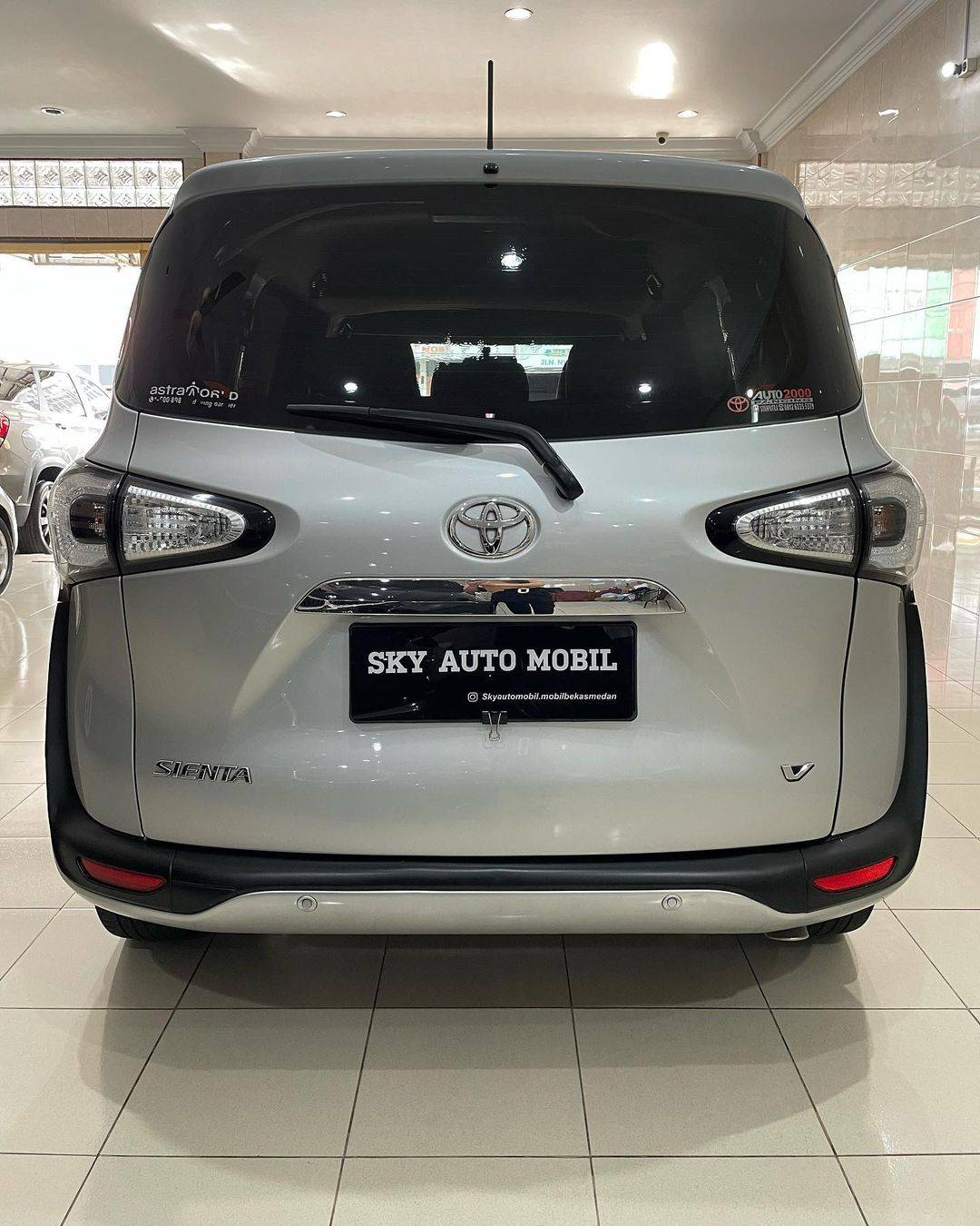 2017 Toyota Sienta 2017 Toyota Sienta