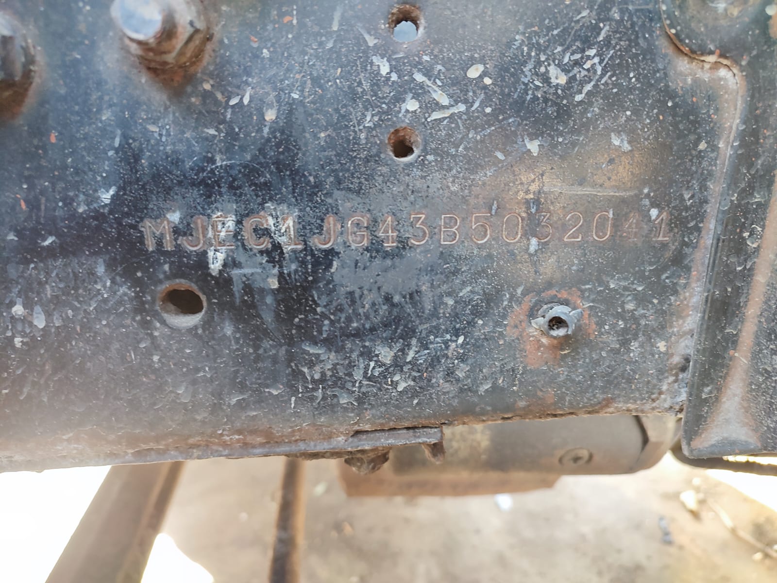 Second Hand 2011 Mitsubishi Colt L 300 SOLAR STD 2 5 BOX Second Hand 2011 Mitsubishi Colt L 300 SOLAR STD 2 5 BOX