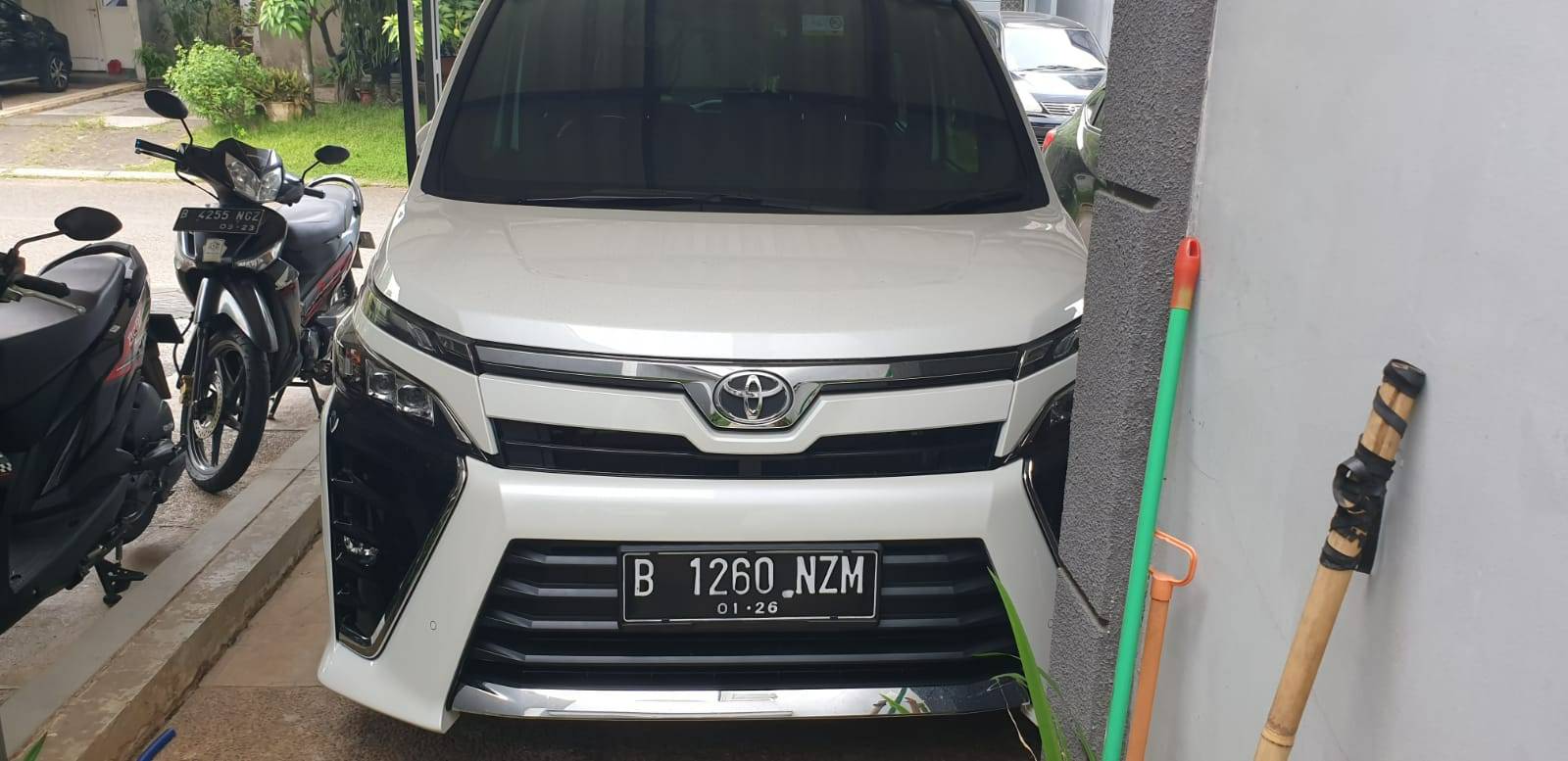 2020 Toyota Voxy Bekas 2020 Toyota Voxy Bekas