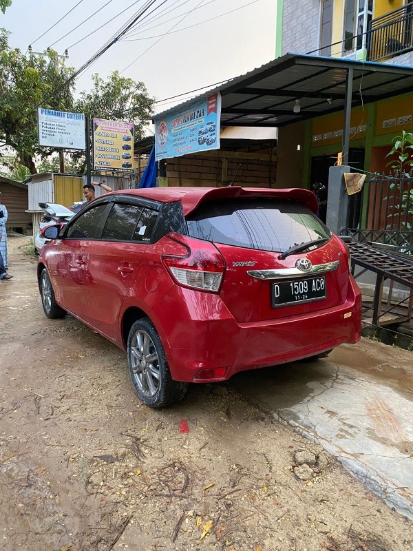 2014 Toyota Yaris  G MT