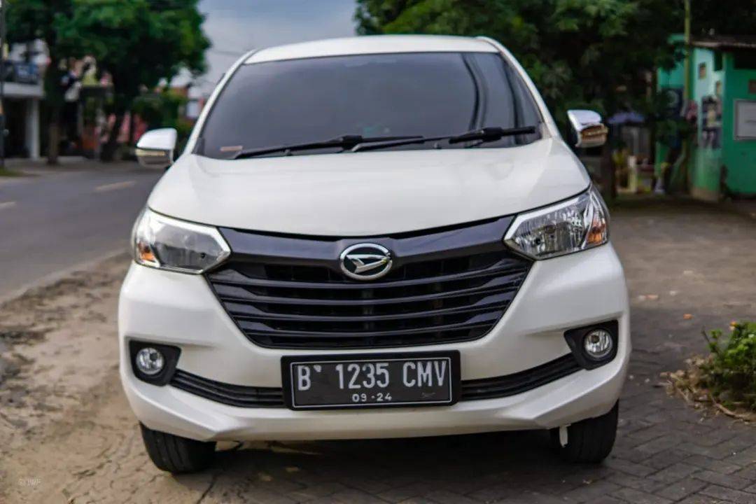 2016 Daihatsu Xenia Bekas 2016 Daihatsu Xenia Bekas