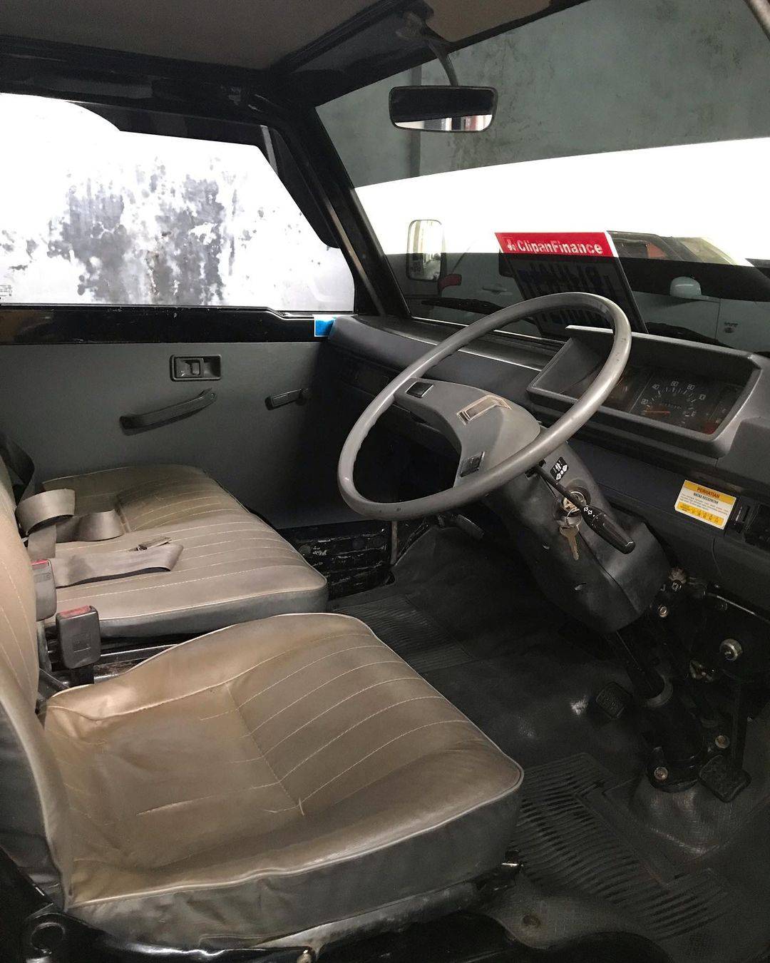 2019 Mitsubishi L300 2019 Mitsubishi L300