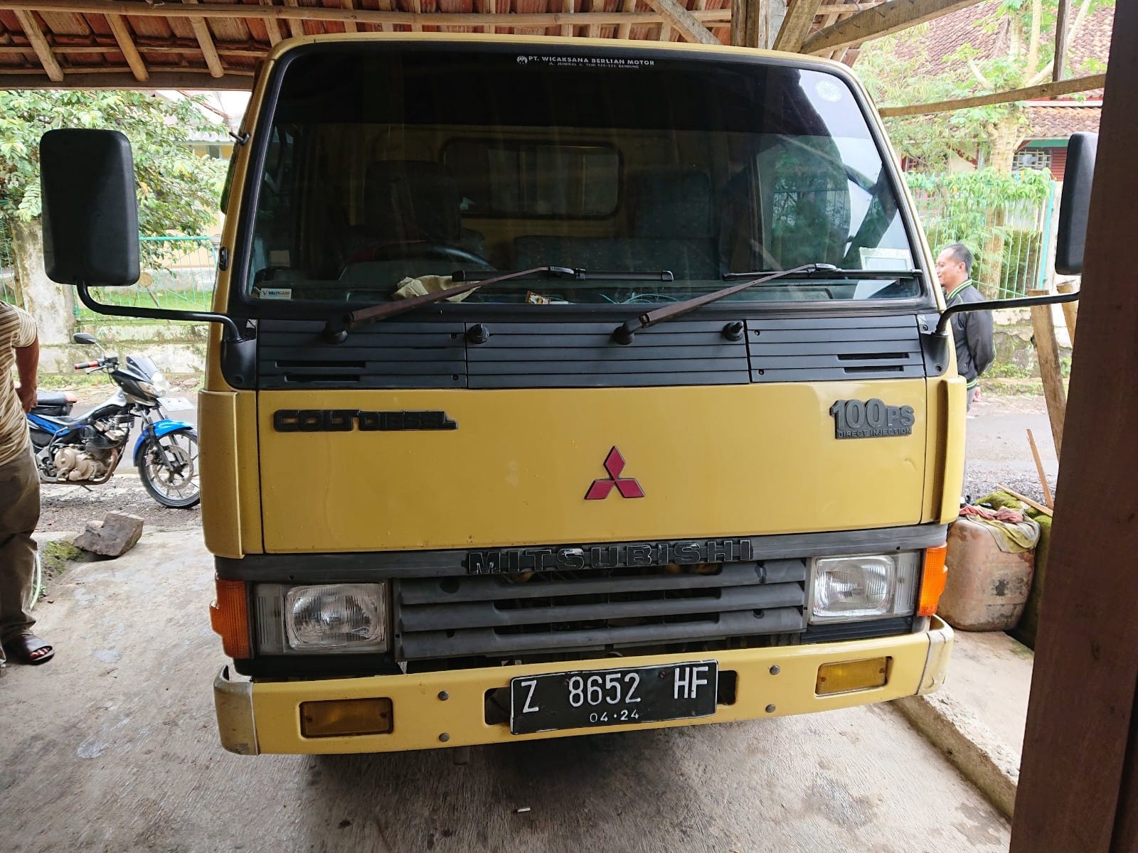 2004 Mitsubishi Colt 2004 Mitsubishi Colt