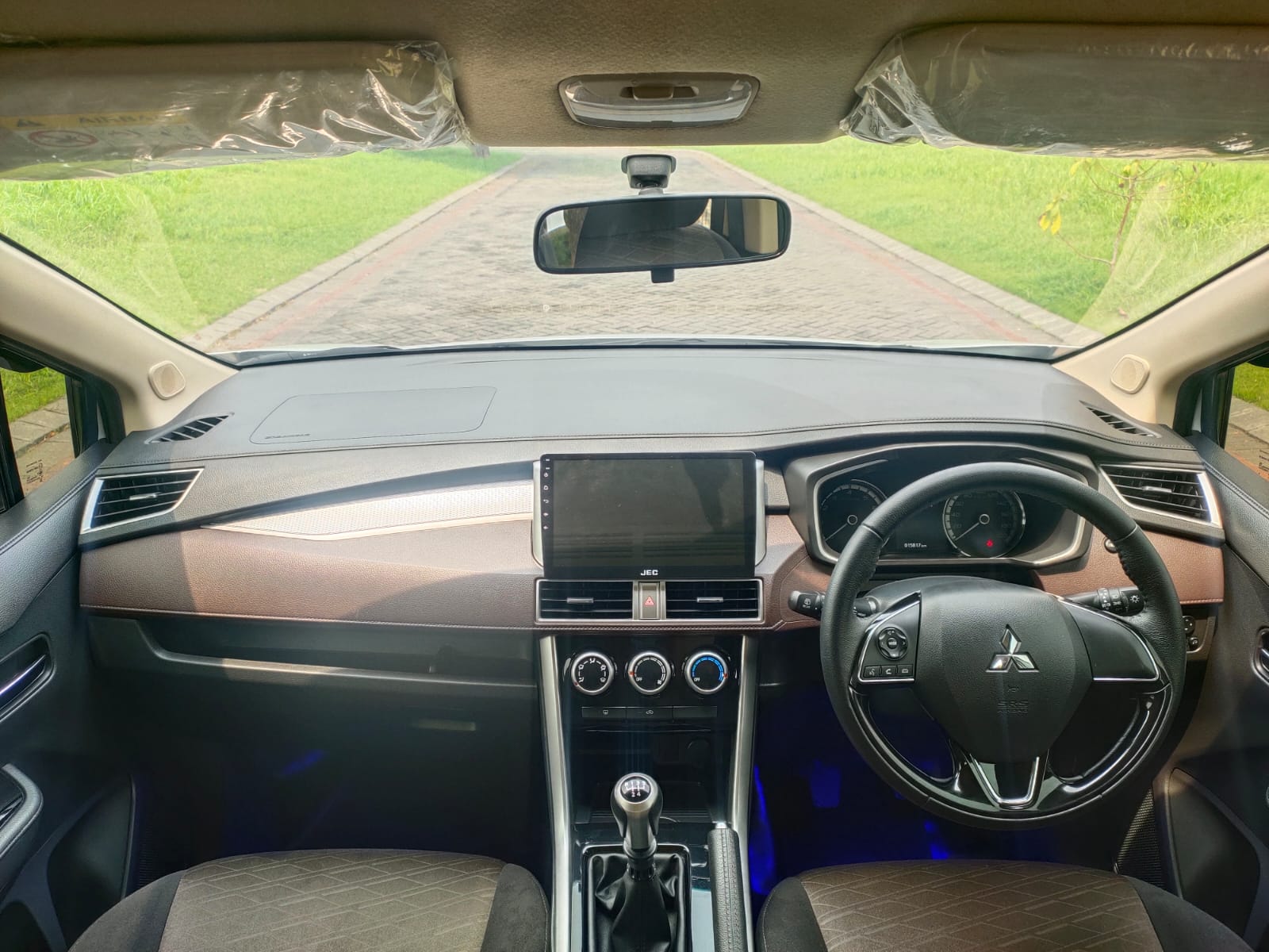 2021 Mitsubishi Xpander Cross 2021 Mitsubishi Xpander Cross