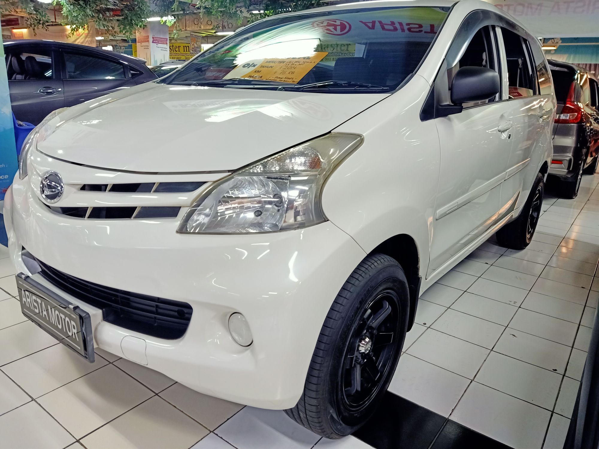 2014 Daihatsu Xenia 2014 Daihatsu Xenia