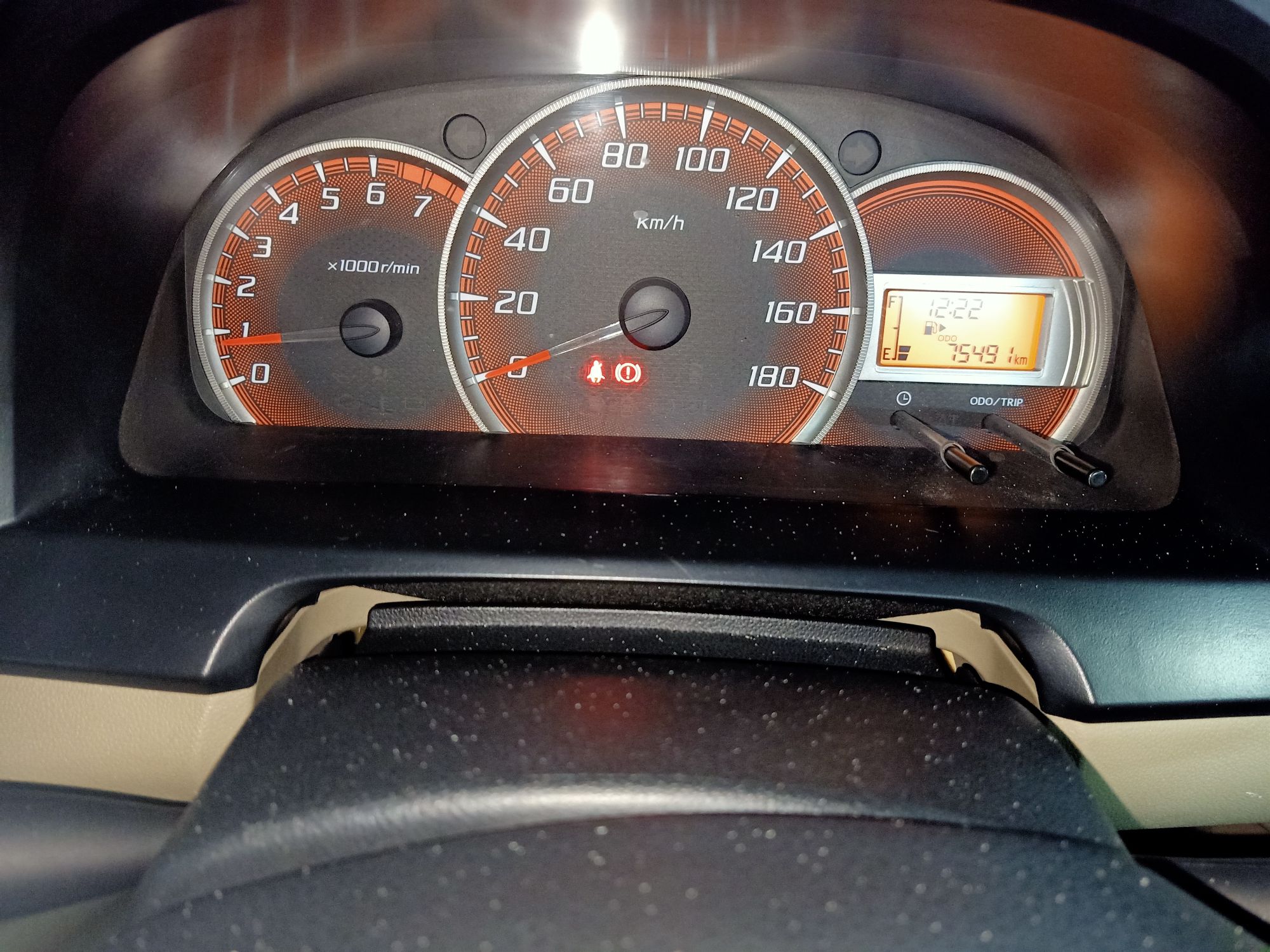 2014 Daihatsu Xenia 2014 Daihatsu Xenia