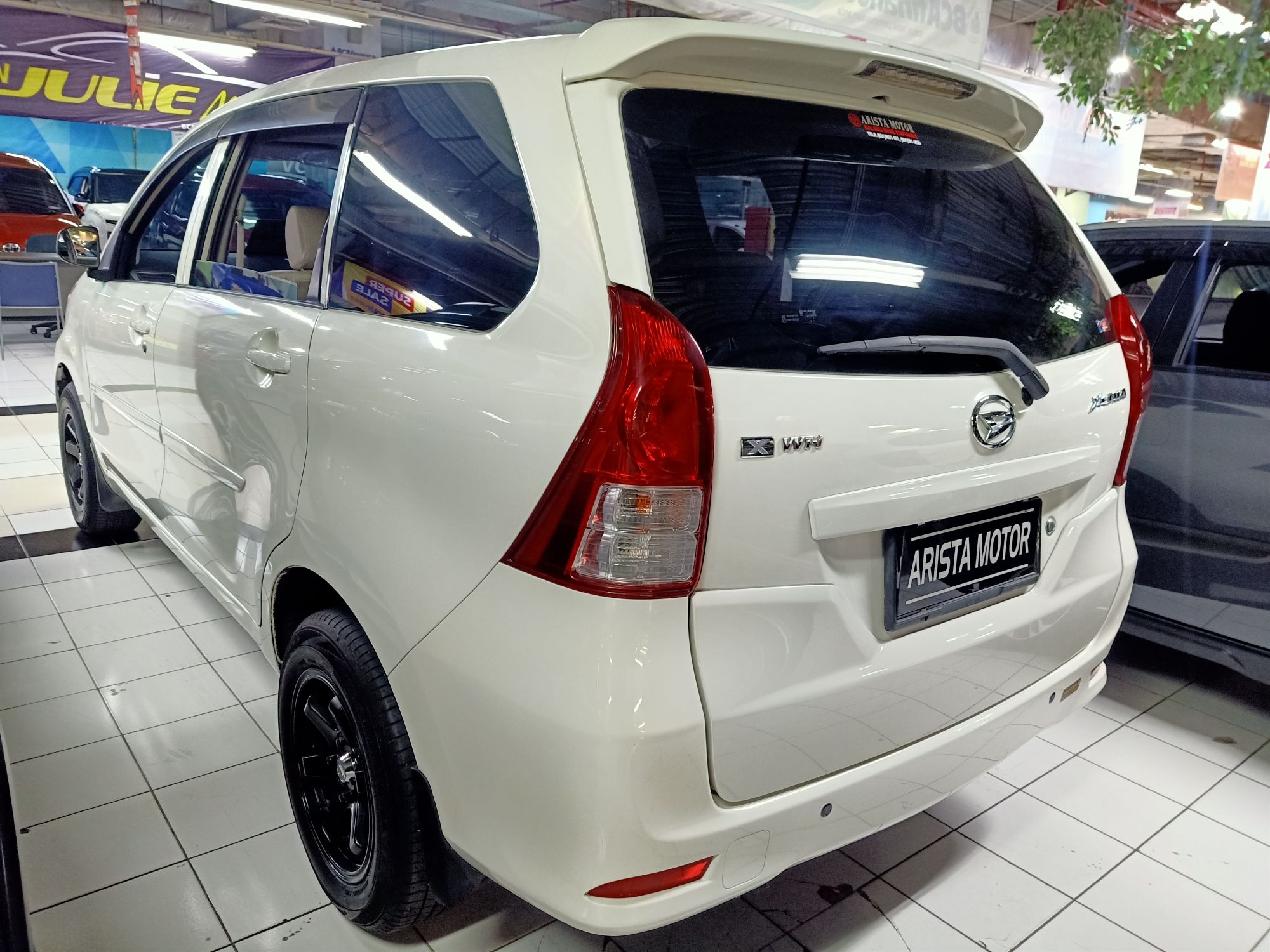 2014 Daihatsu Xenia 2014 Daihatsu Xenia