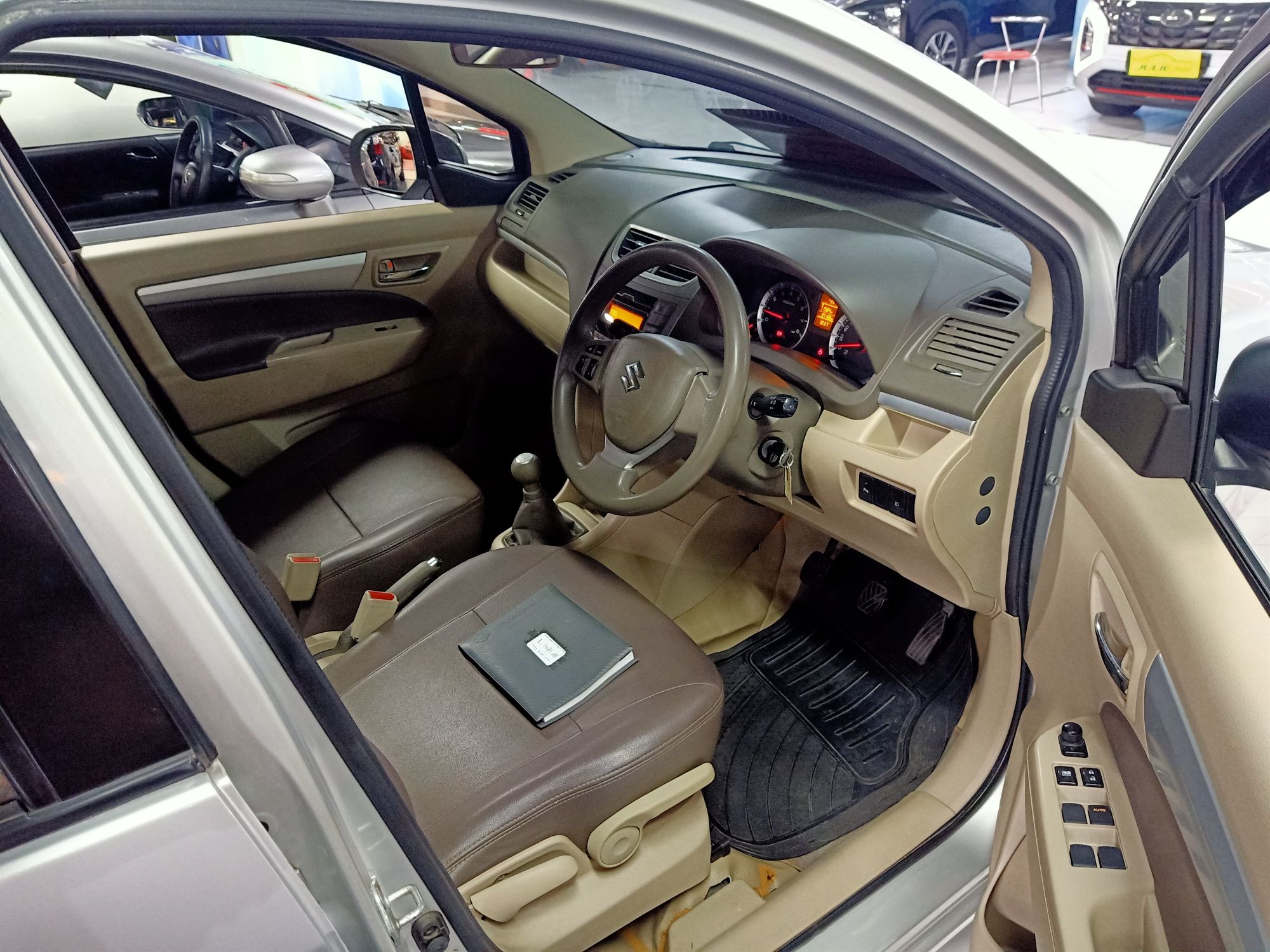 2017 Suzuki Ertiga 2017 Suzuki Ertiga