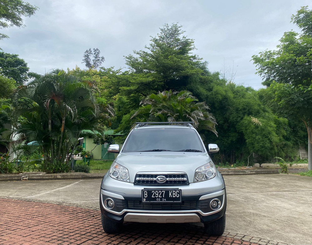 2014 Daihatsu Terios Bekas 2014 Daihatsu Terios Bekas