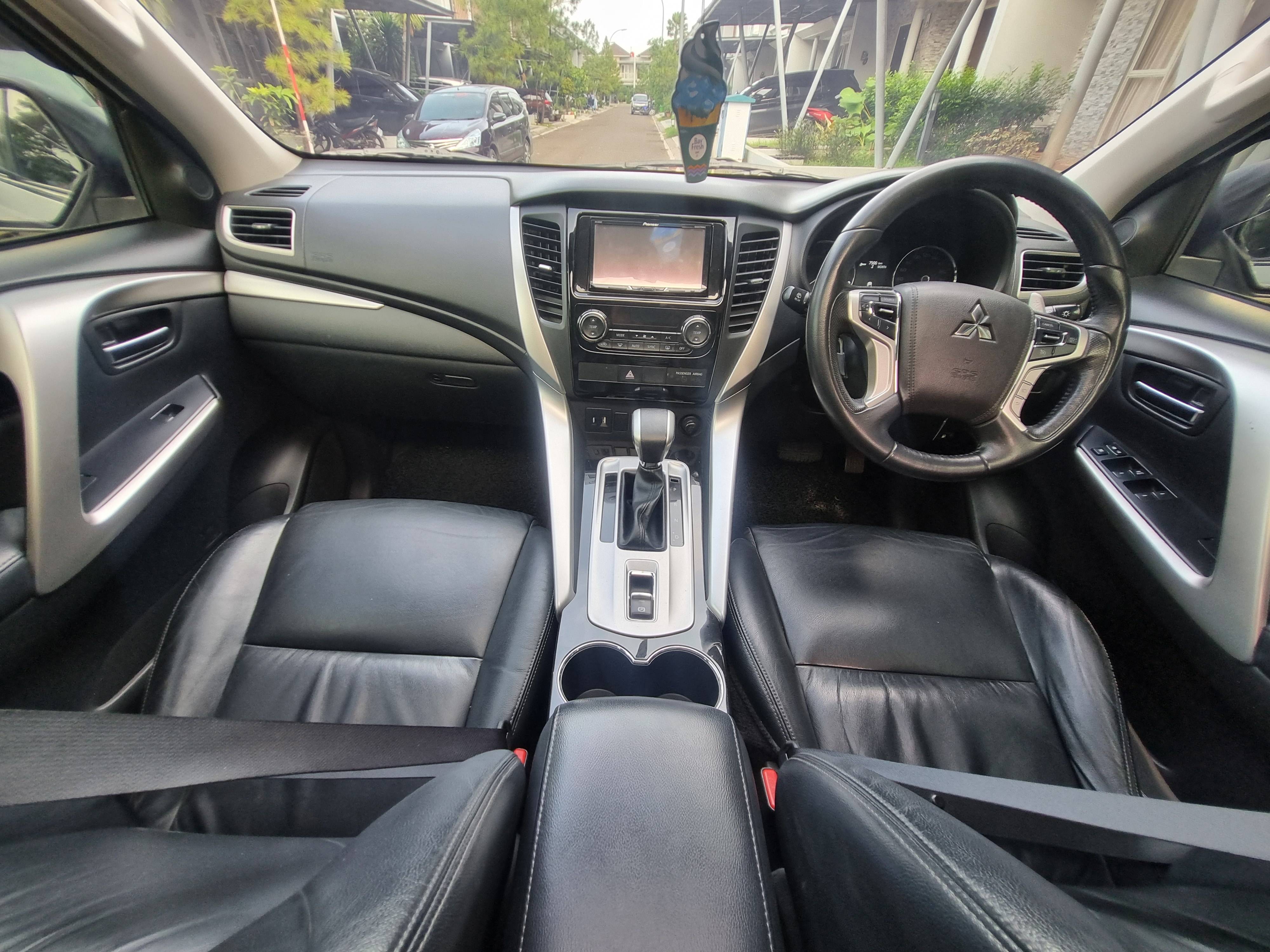 2017 Mitsubishi Pajero Sport 2017 Mitsubishi Pajero Sport