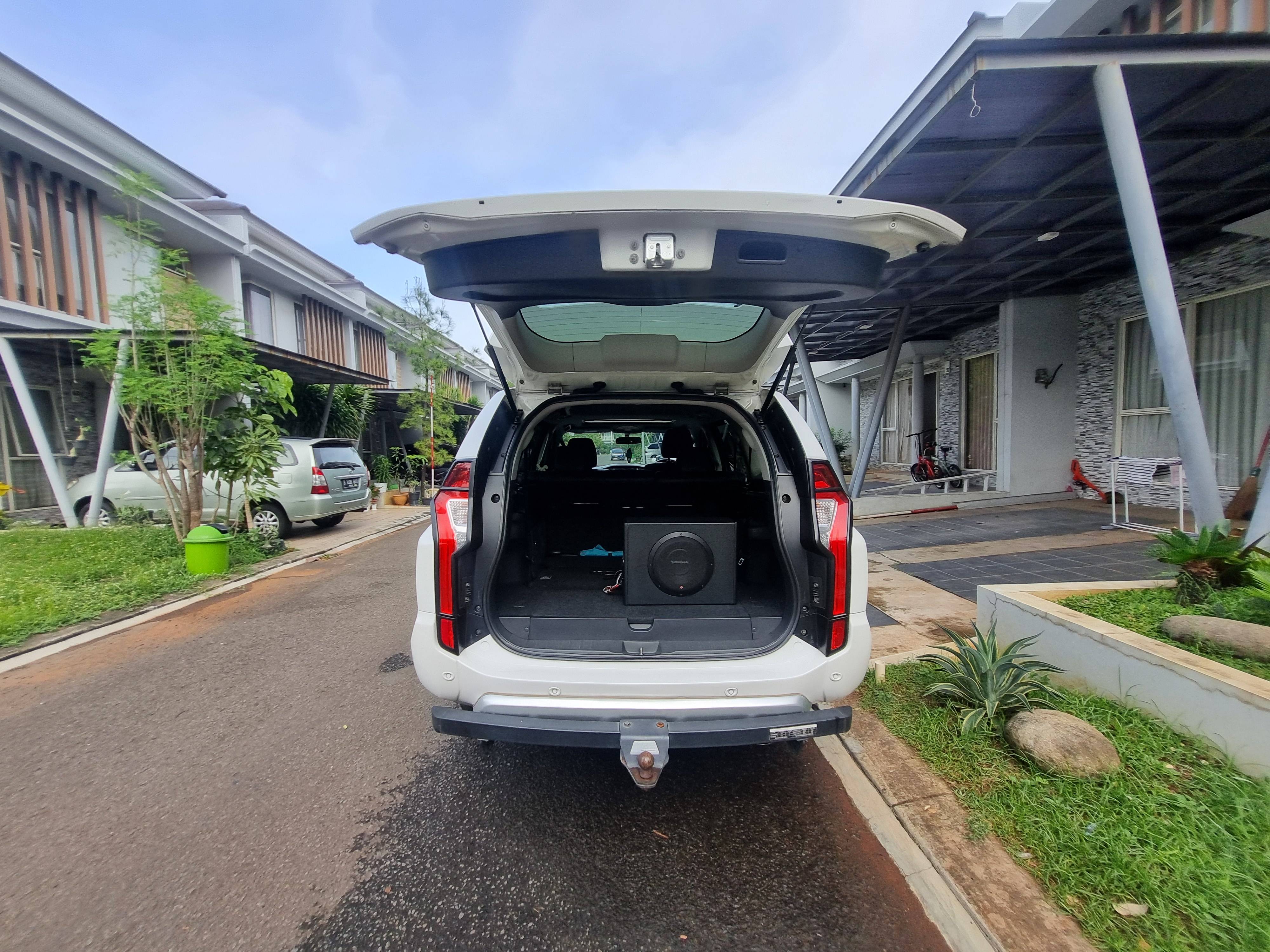 2017 Mitsubishi Pajero Sport 2017 Mitsubishi Pajero Sport