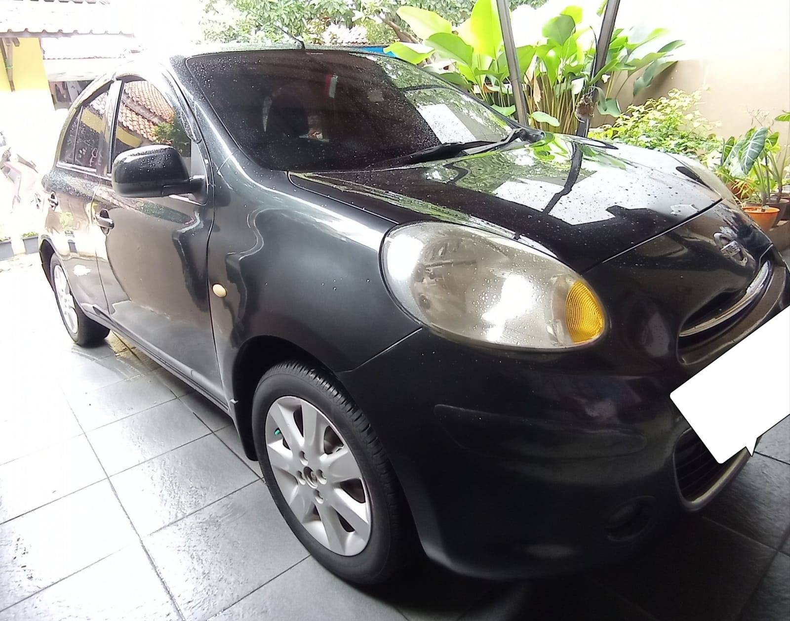 Second Hand 2010 Nissan March Second Hand 2010 Nissan March