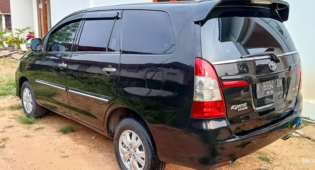 2014 Toyota Kijang Innova 2.5 G MT DIESEL 2014 Toyota Kijang Innova 2.5 G MT DIESEL