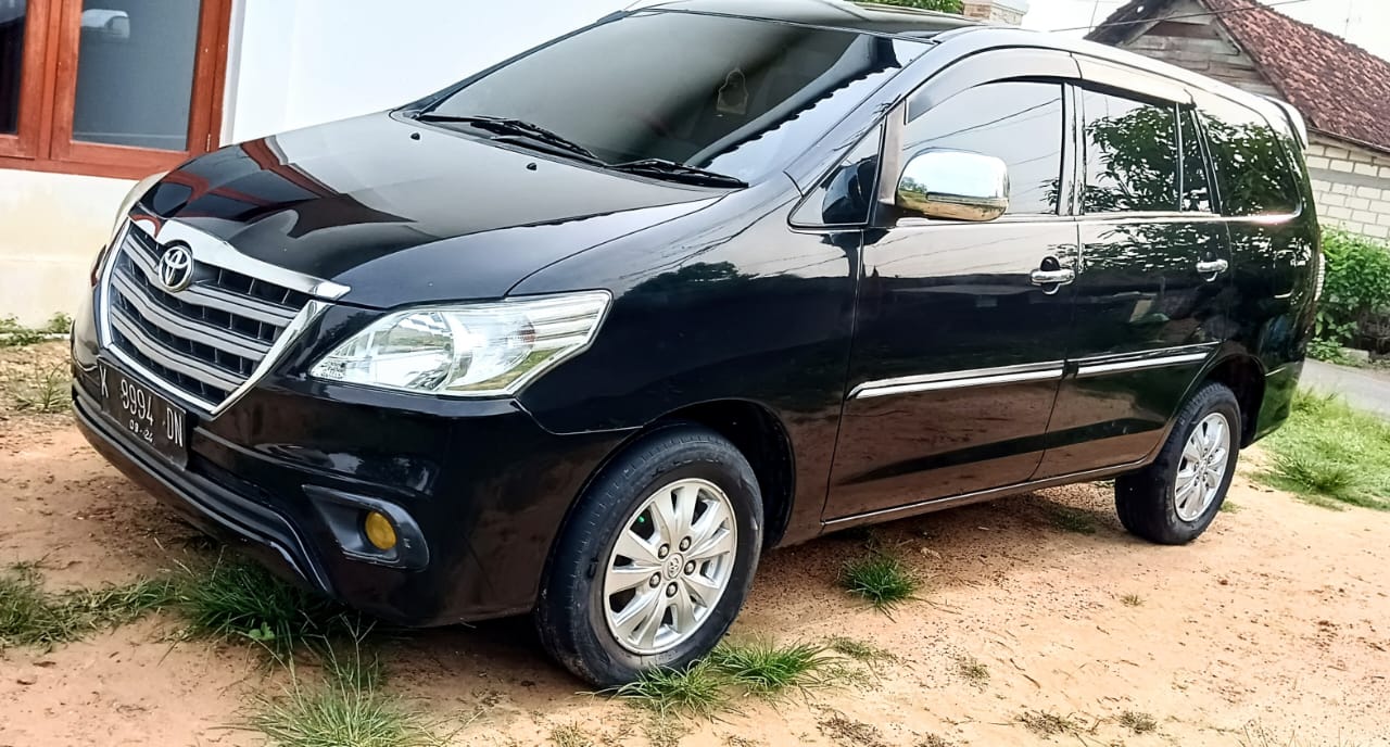 2014 Toyota Kijang Innova 2.5 G MT DIESEL 2014 Toyota Kijang Innova 2.5 G MT DIESEL