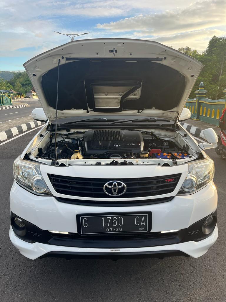 1970 Toyota Fortuner  2.5L G VNT TRD Diesel AT 1970 Toyota Fortuner  2.5L G VNT TRD Diesel AT