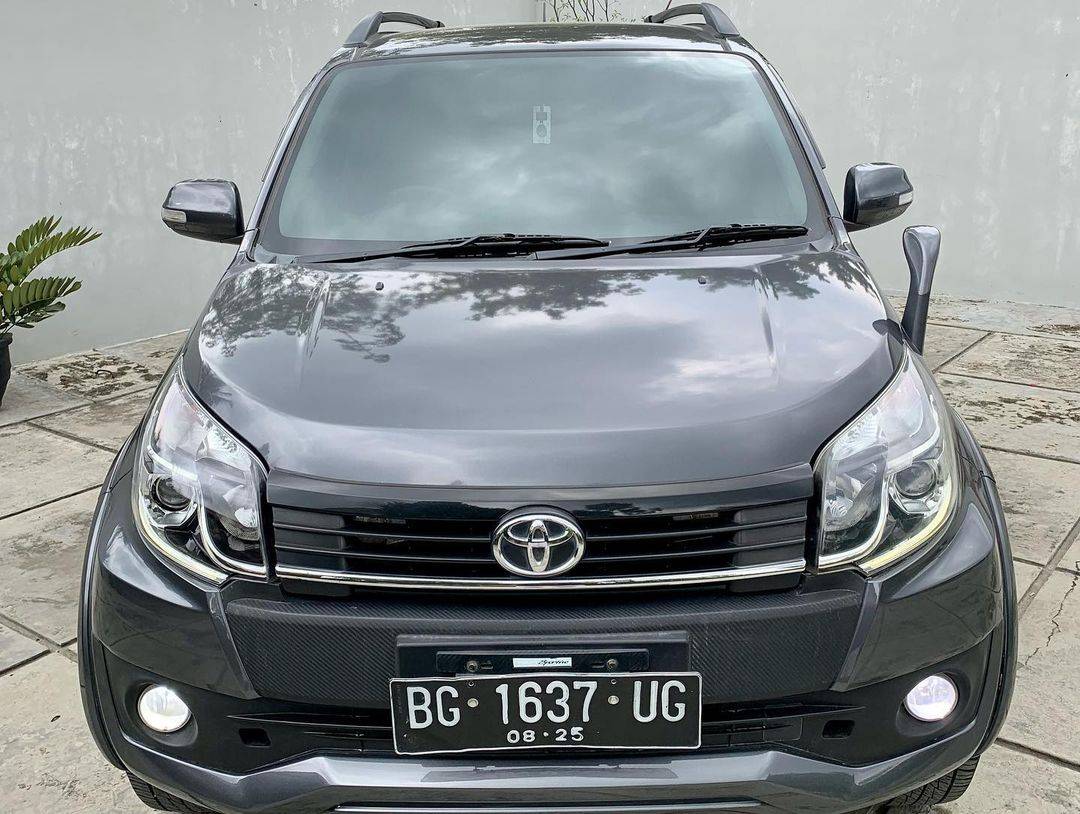 Second Hand 2016 Toyota Rush Second Hand 2016 Toyota Rush