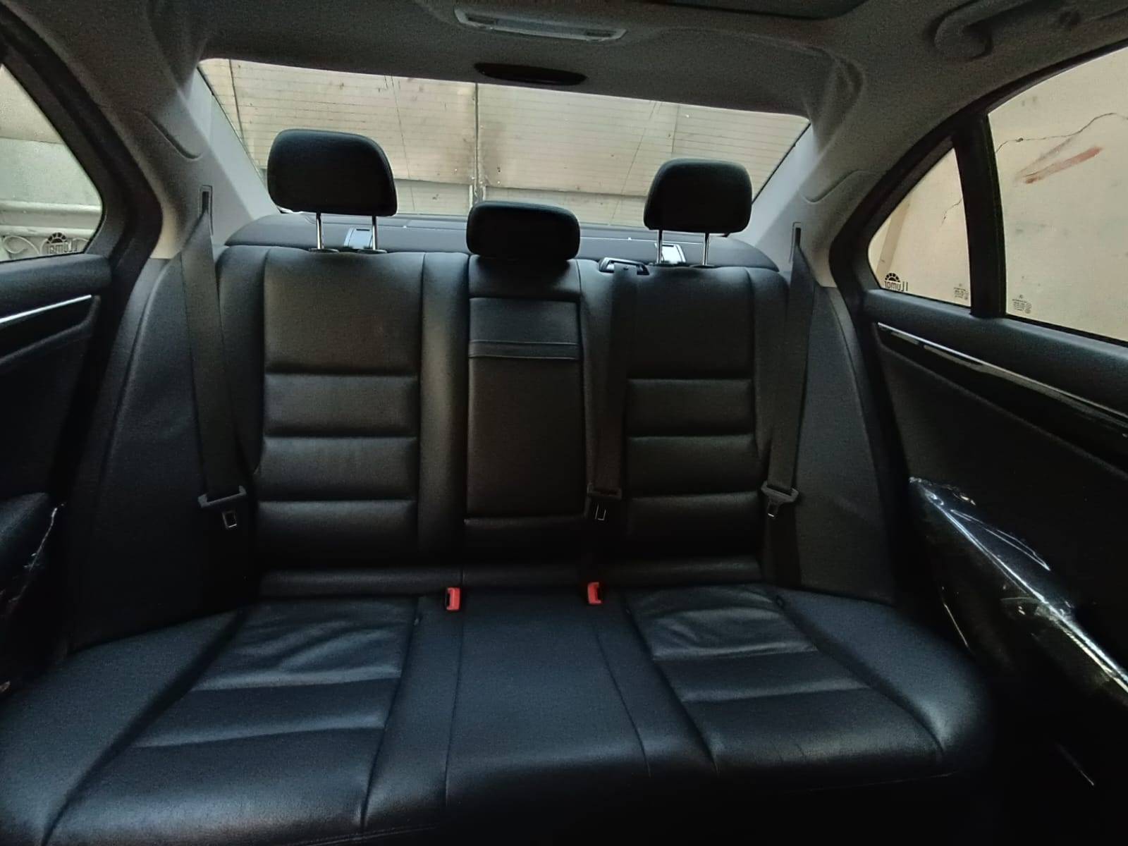 2013 Mercedes Benz C-Class Sedan 2013 Mercedes Benz C-Class Sedan