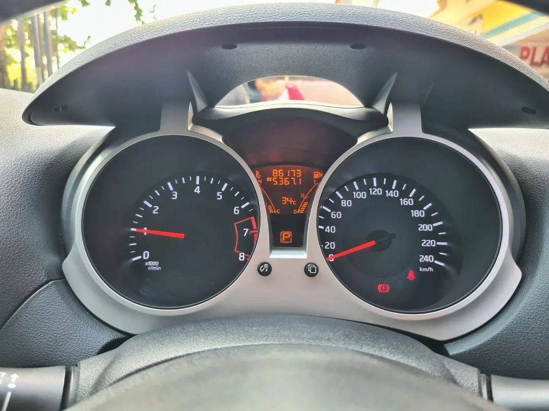 2015 Nissan Revolt 2015 Nissan Revolt