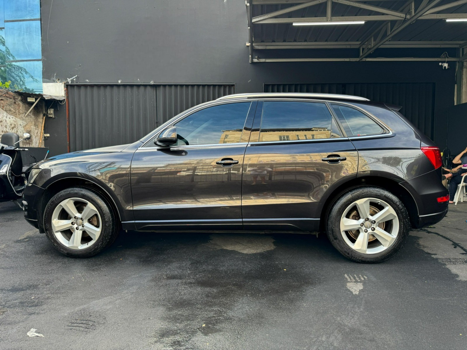2011 Audi Q5  2.0 TFSI 2011 Audi Q5  2.0 TFSI