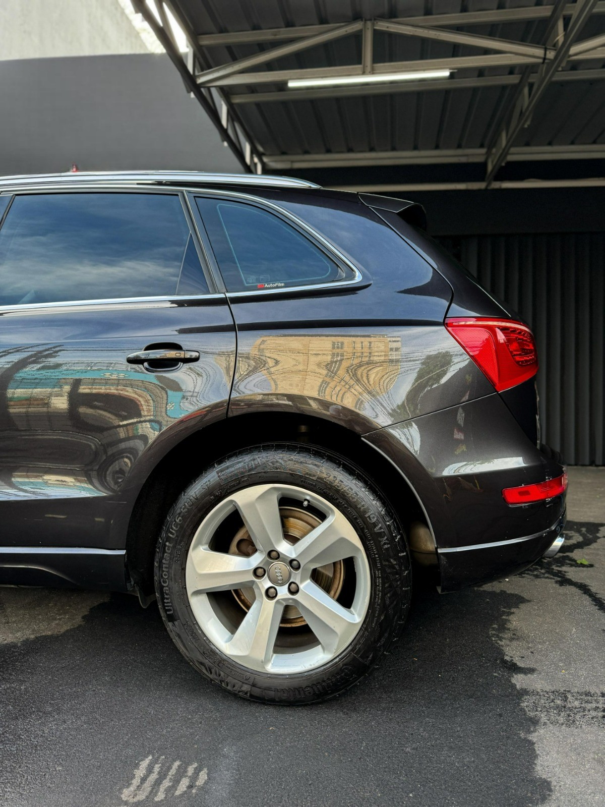 2011 Audi Q5  2.0 TFSI 2011 Audi Q5  2.0 TFSI