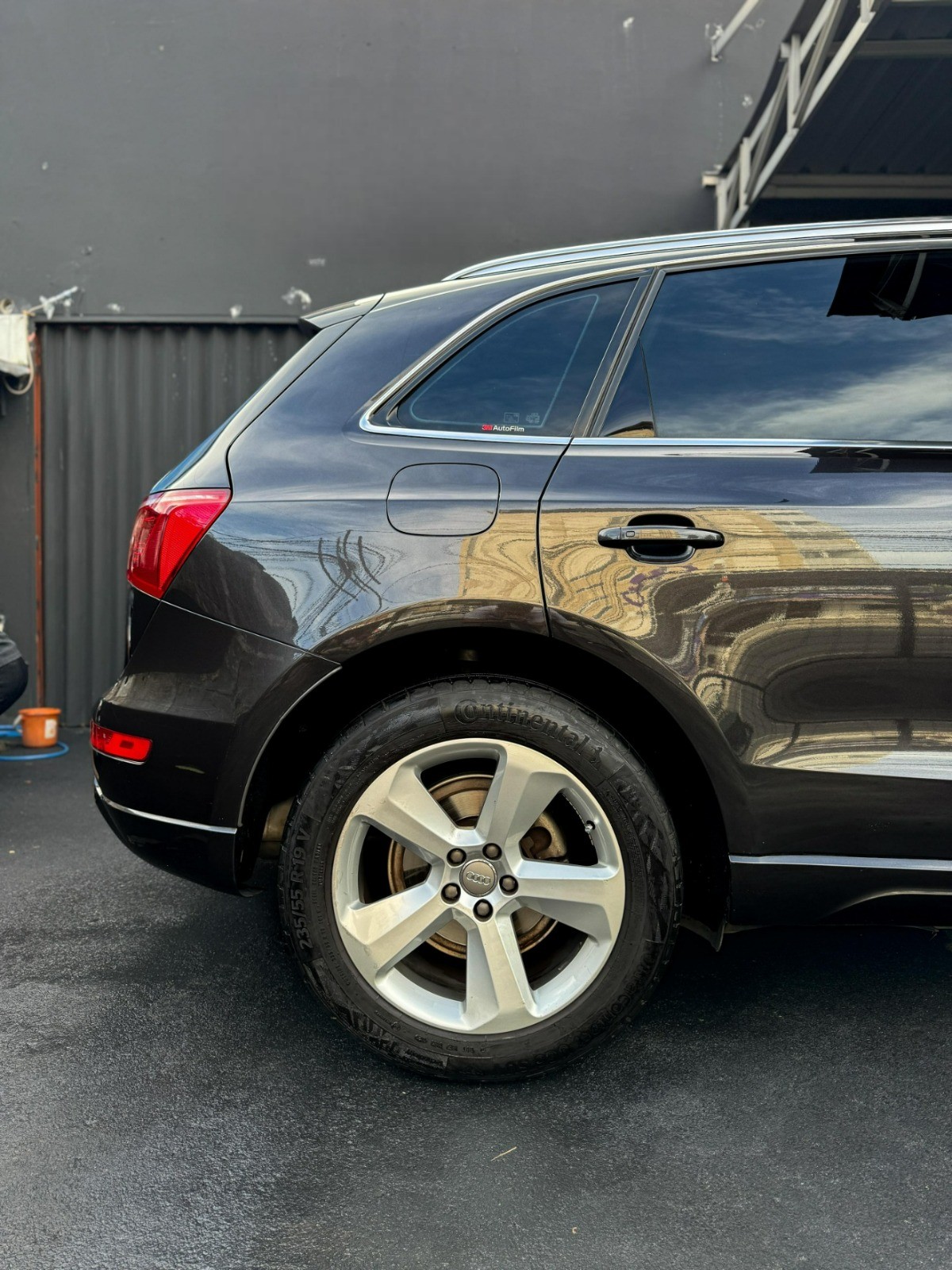 2011 Audi Q5  2.0 TFSI 2011 Audi Q5  2.0 TFSI