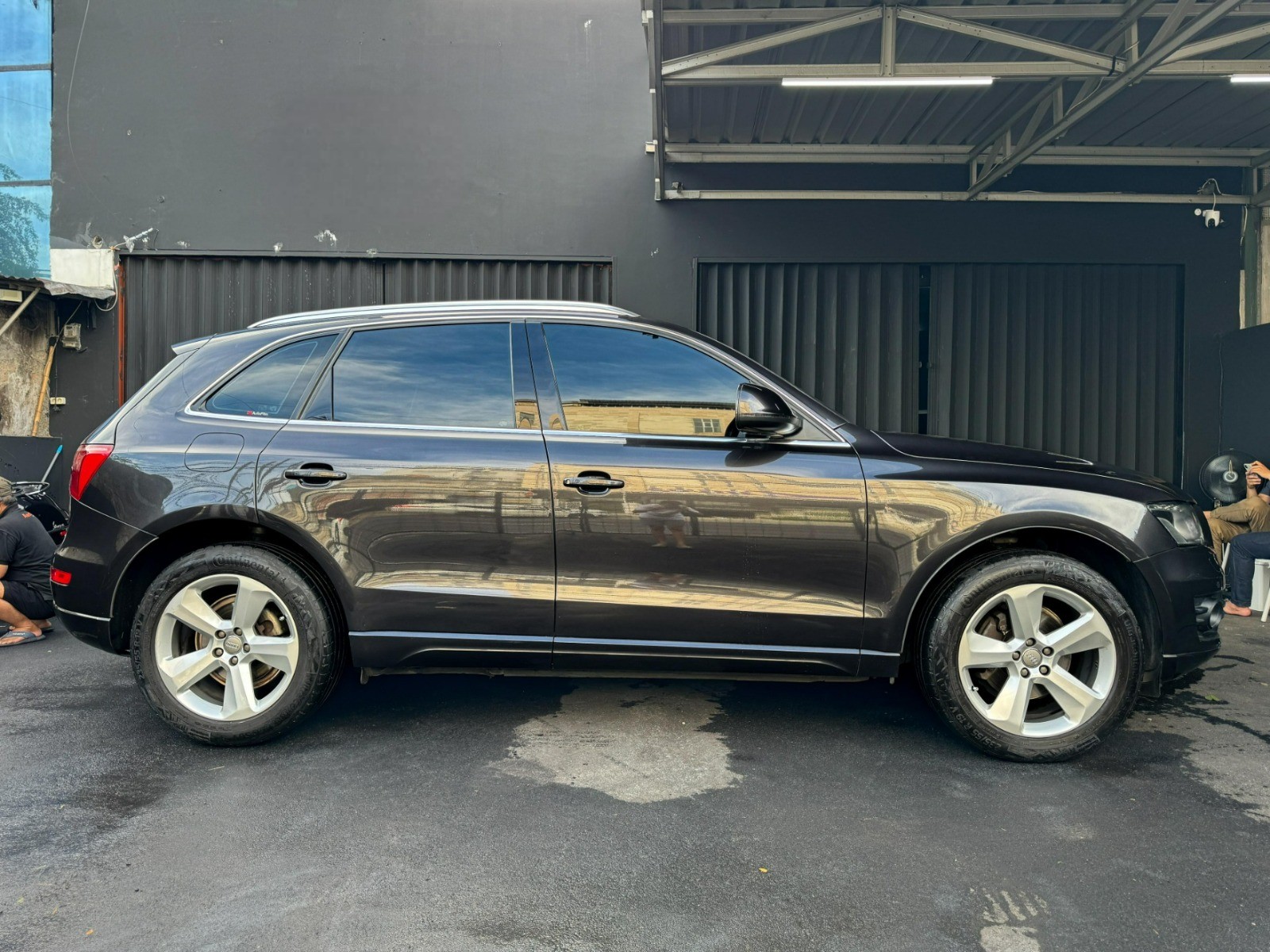 2011 Audi Q5  2.0 TFSI 2011 Audi Q5  2.0 TFSI