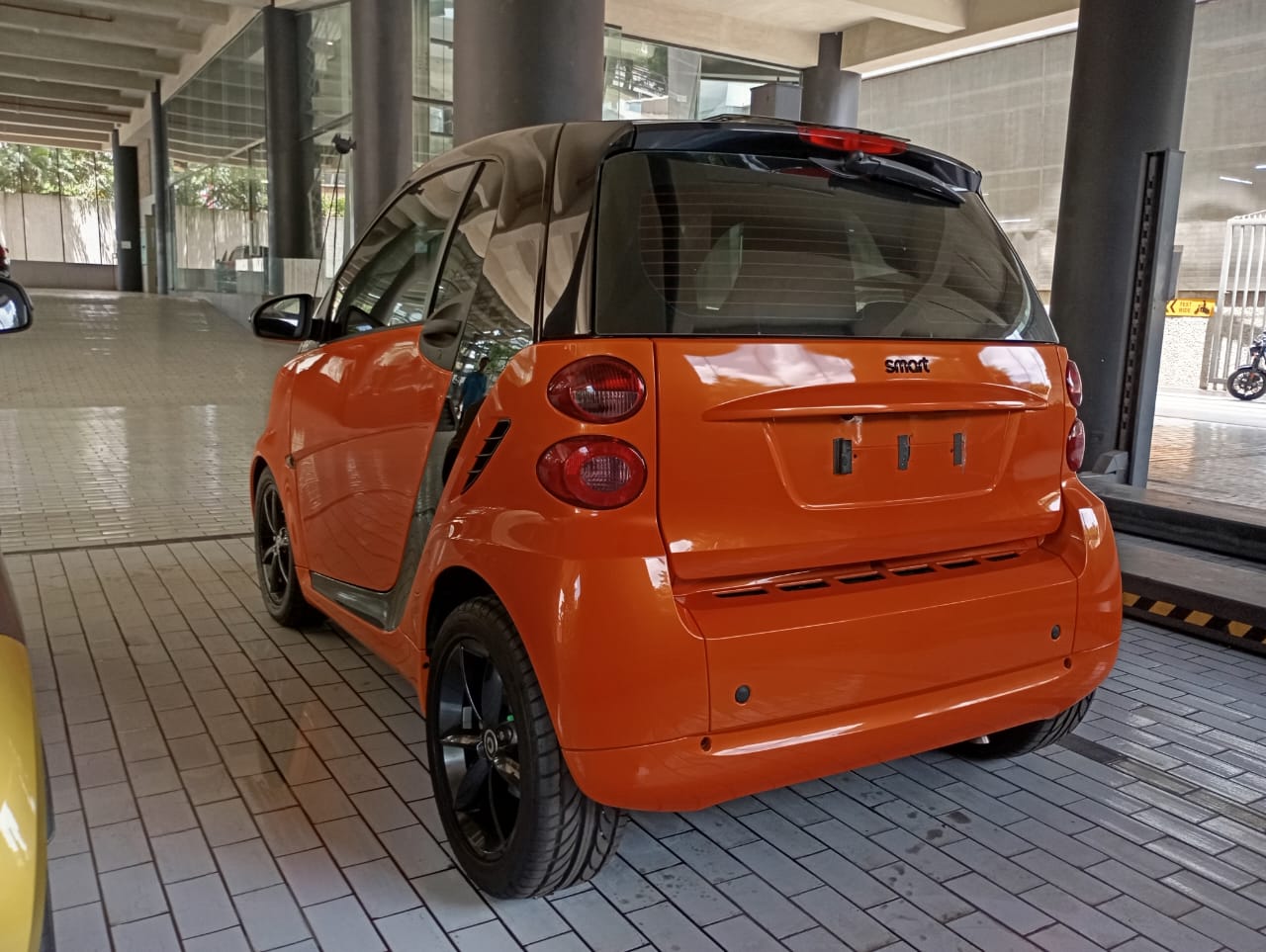 2011 Smart Fortwo COUPE PASSION A/T 2011 Smart Fortwo COUPE PASSION A/T