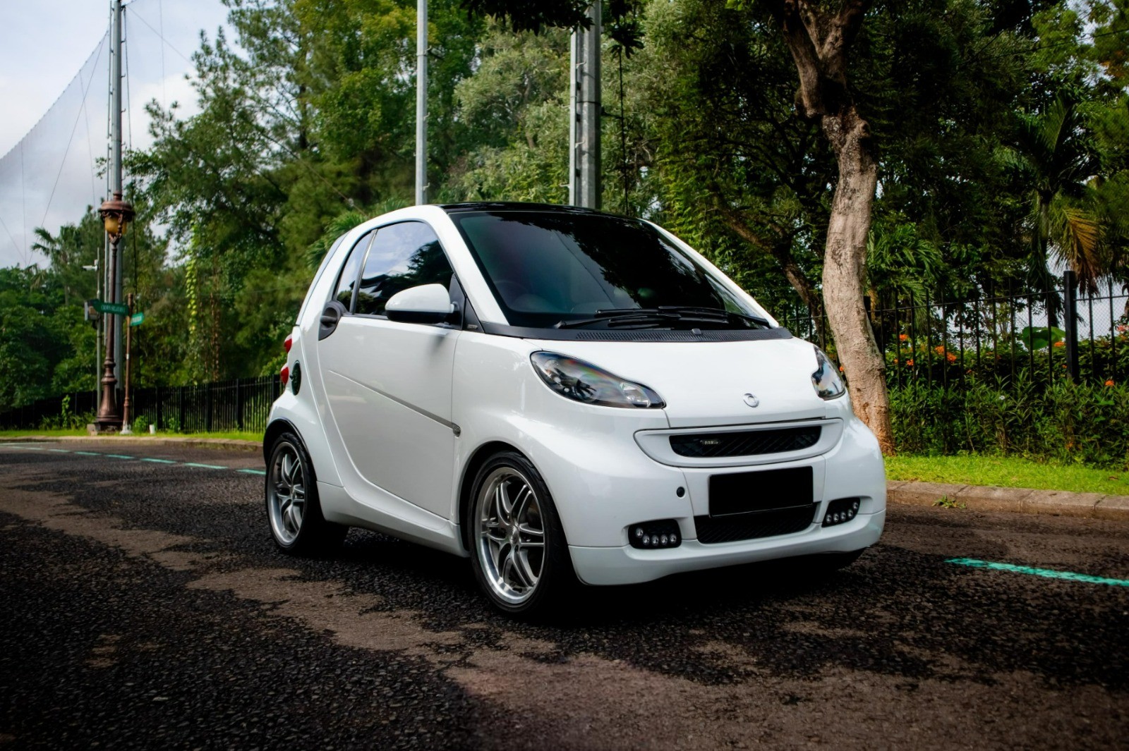 2014 Smart Fortwo BRABUS A/T 2014 Smart Fortwo BRABUS A/T